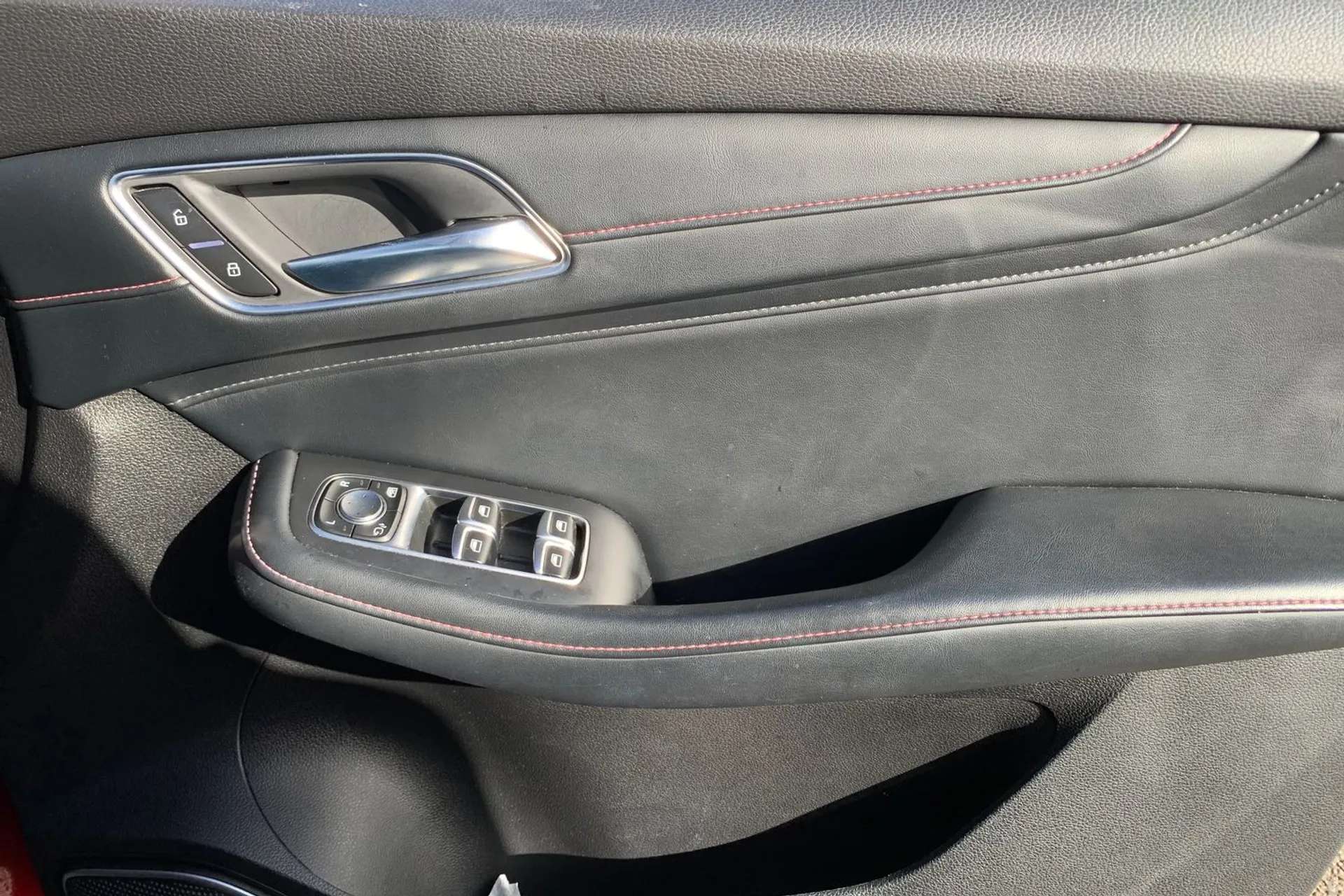 2022 MG MOTOR UK HS 2022 MG MOTOR UK HS