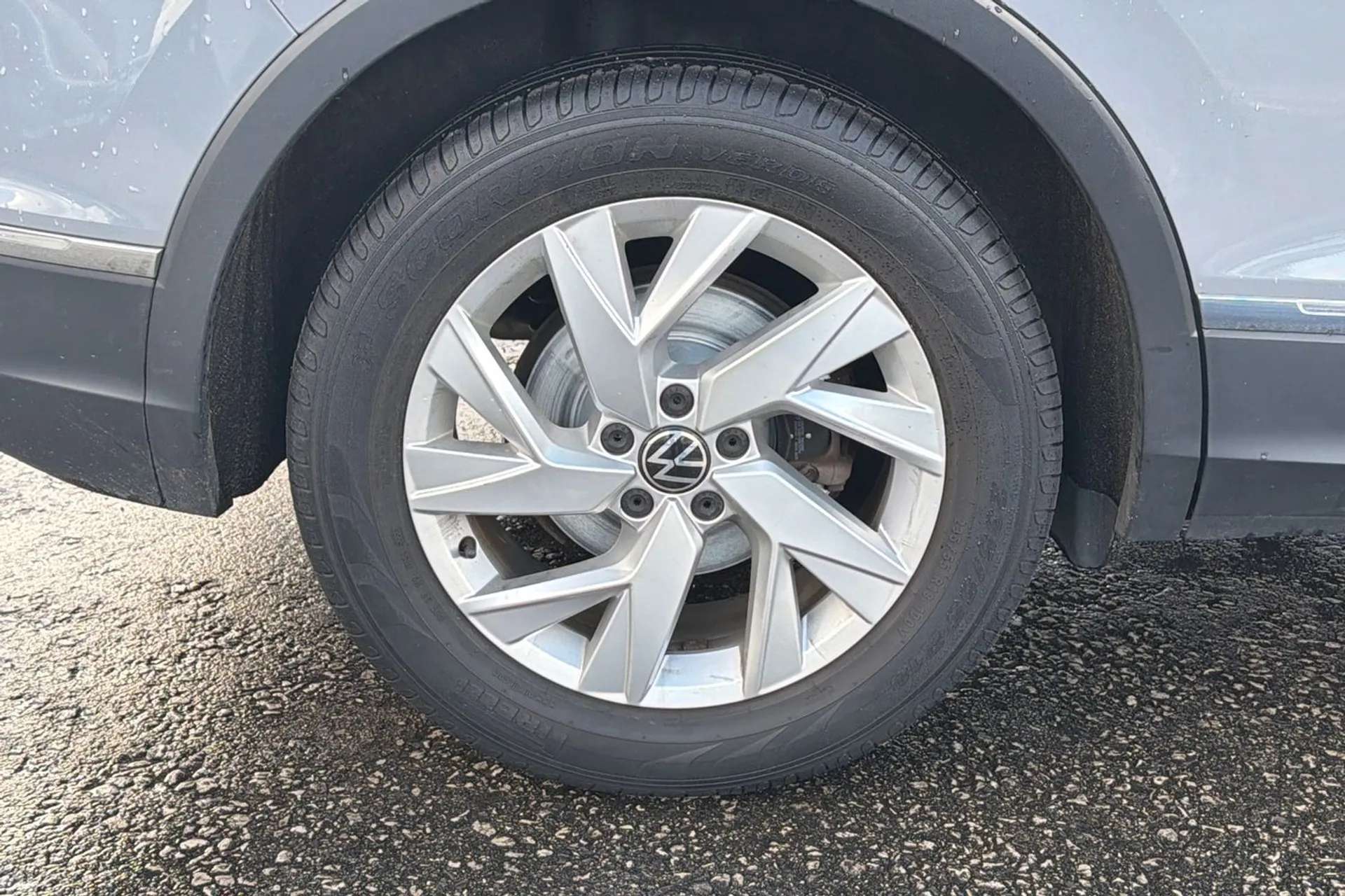 2021 VOLKSWAGEN TIGUAN 2021 VOLKSWAGEN TIGUAN
