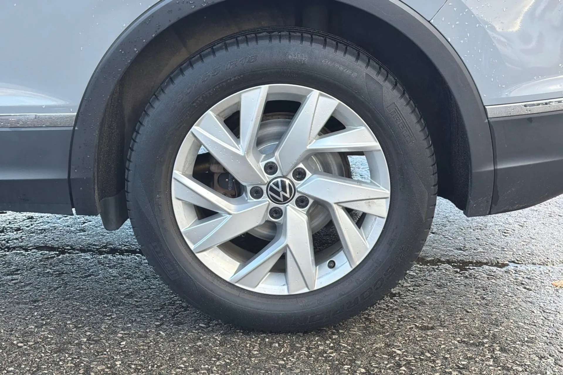 2021 VOLKSWAGEN TIGUAN 2021 VOLKSWAGEN TIGUAN