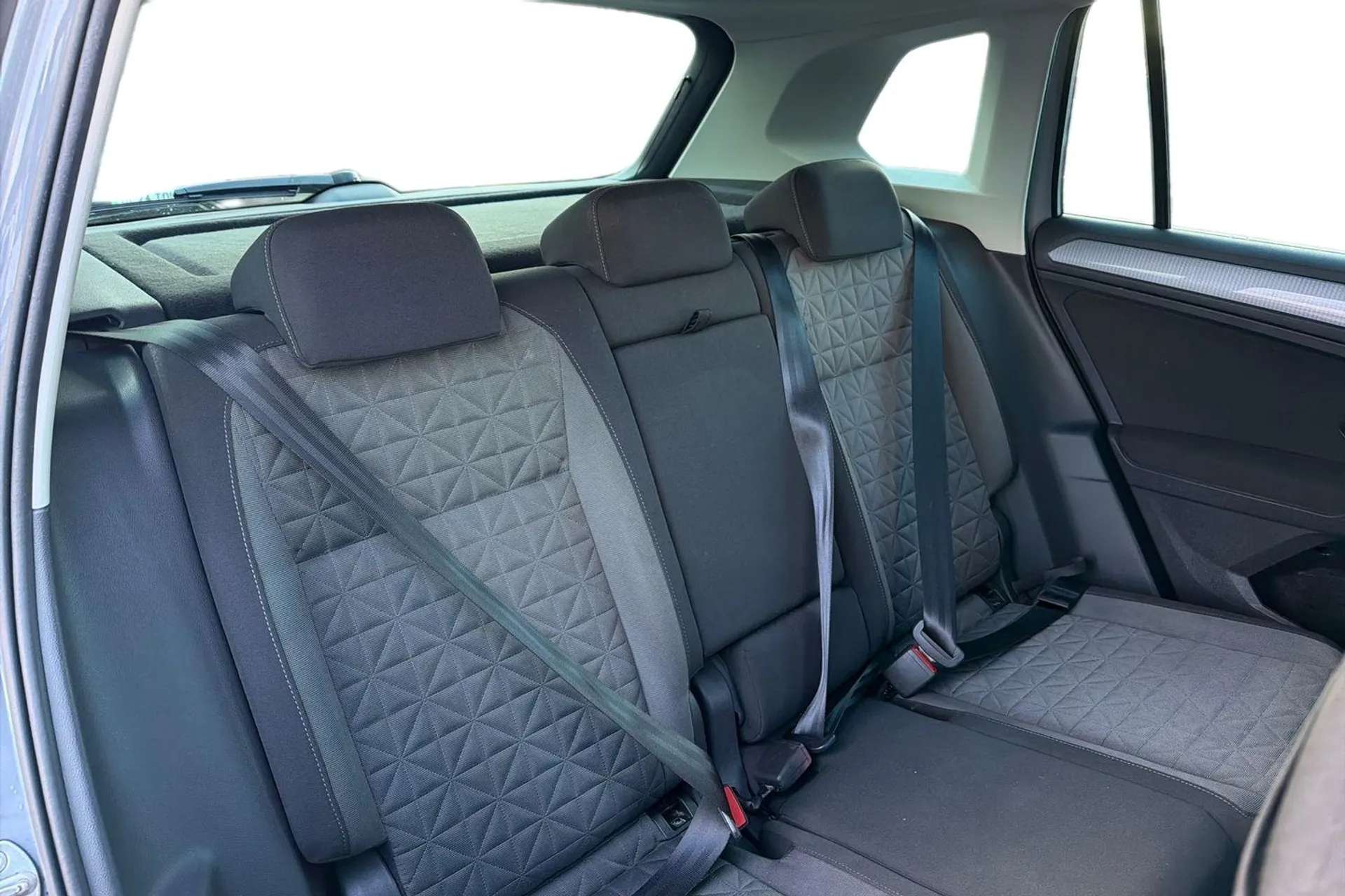 2021 VOLKSWAGEN TIGUAN 2021 VOLKSWAGEN TIGUAN