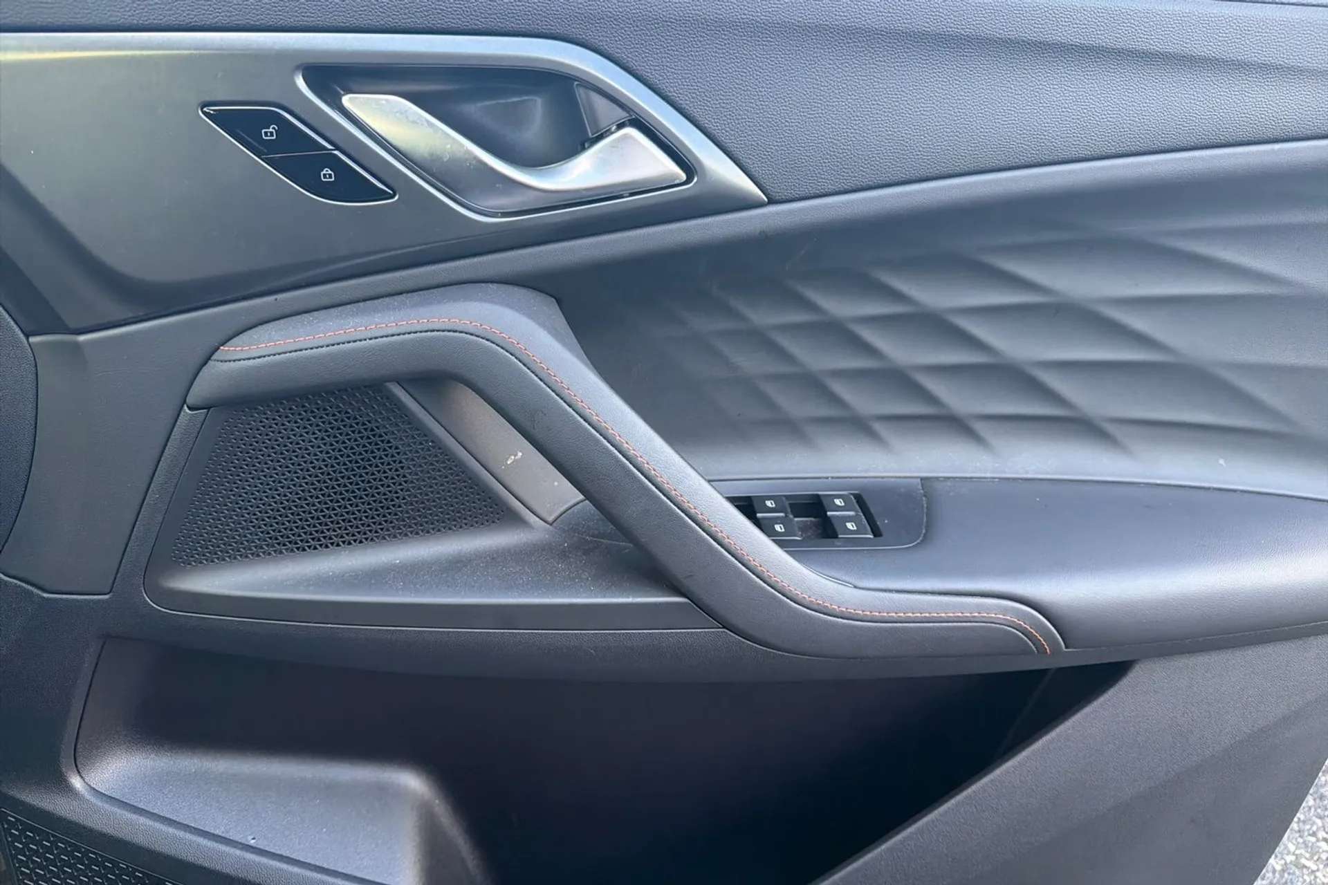 2025 MG MOTOR UK HS 2025 MG MOTOR UK HS