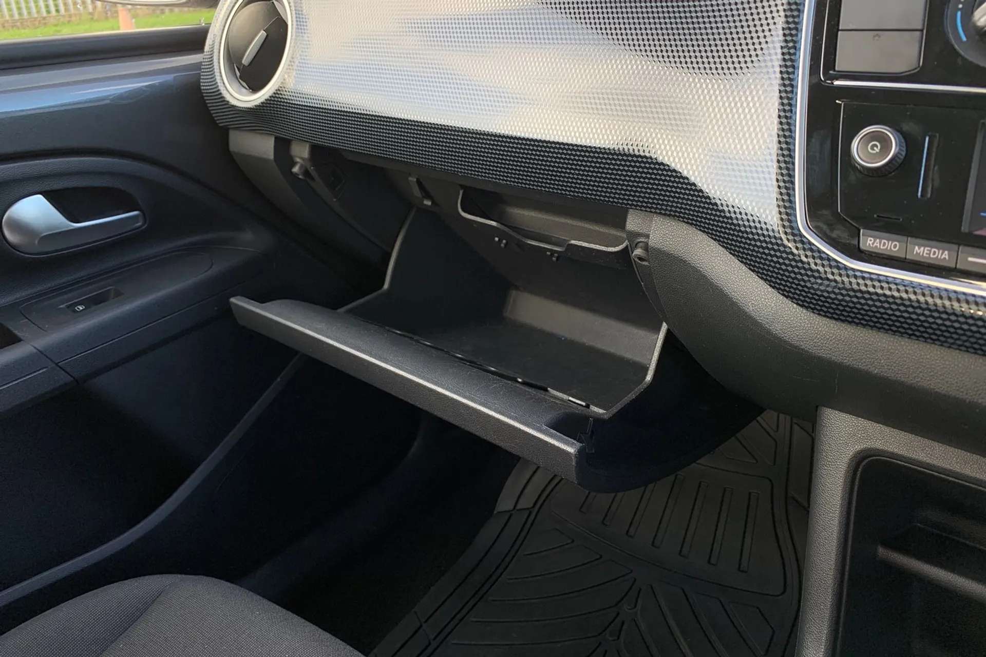 2022 VOLKSWAGEN UP 2022 VOLKSWAGEN UP