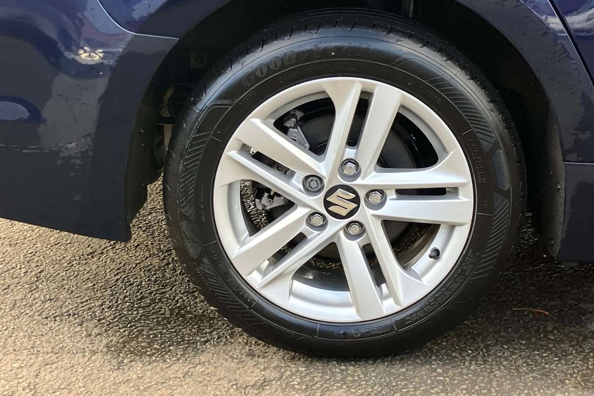 2023 SUZUKI SWACE 2023 SUZUKI SWACE