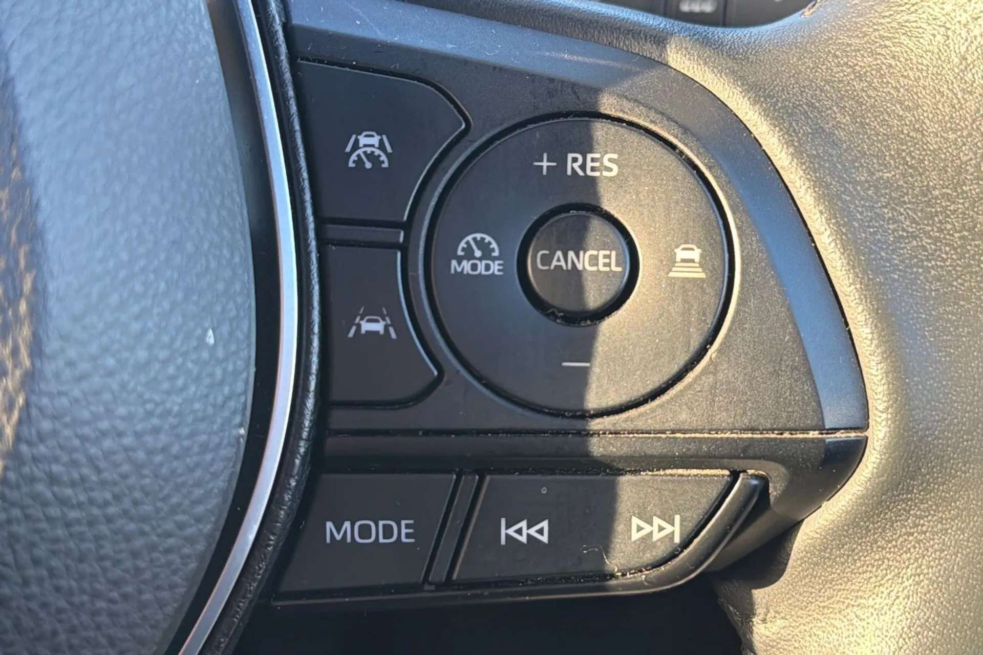 2023 TOYOTA COROLLA 2023 TOYOTA COROLLA