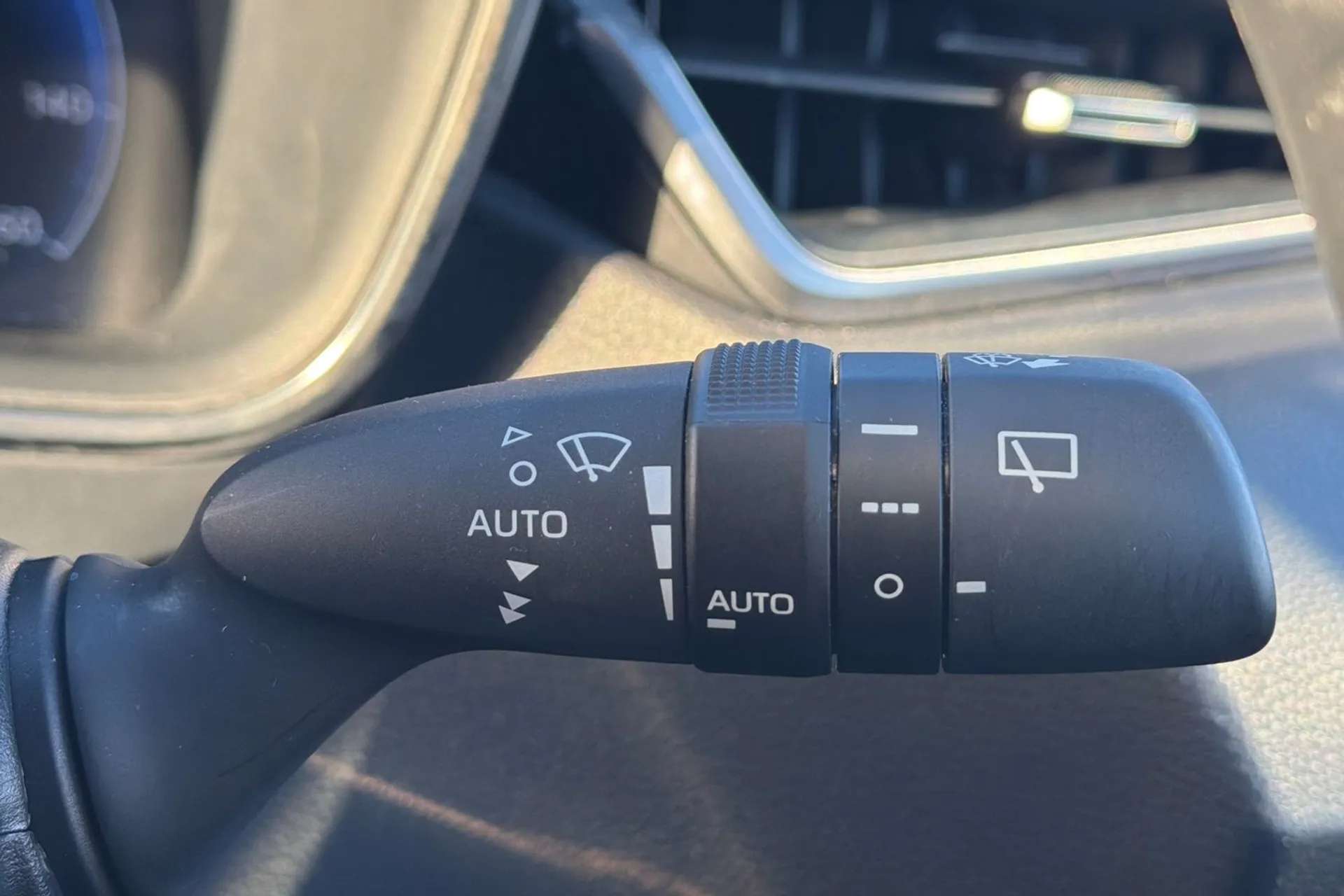2023 TOYOTA COROLLA 2023 TOYOTA COROLLA