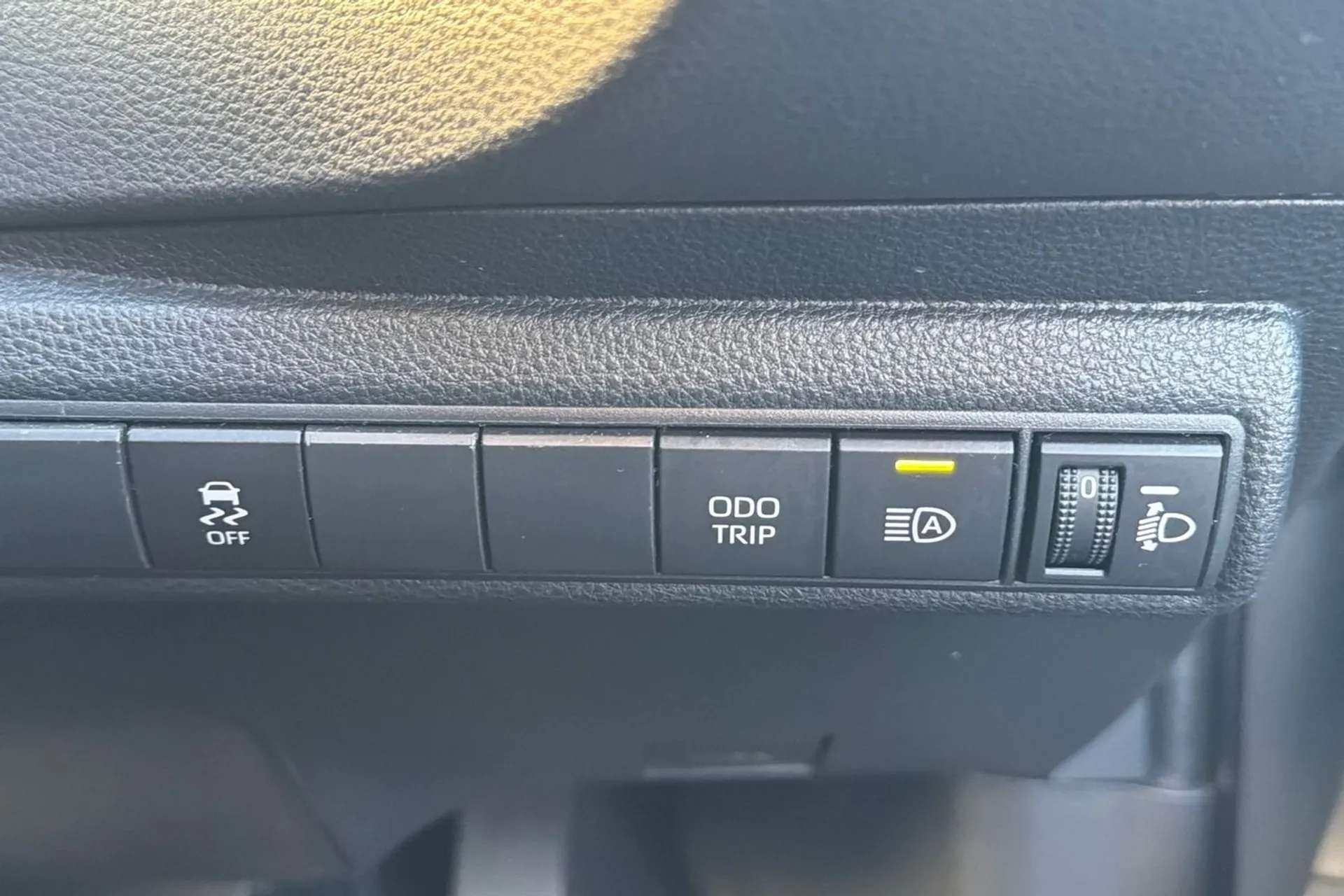 2023 TOYOTA COROLLA 2023 TOYOTA COROLLA