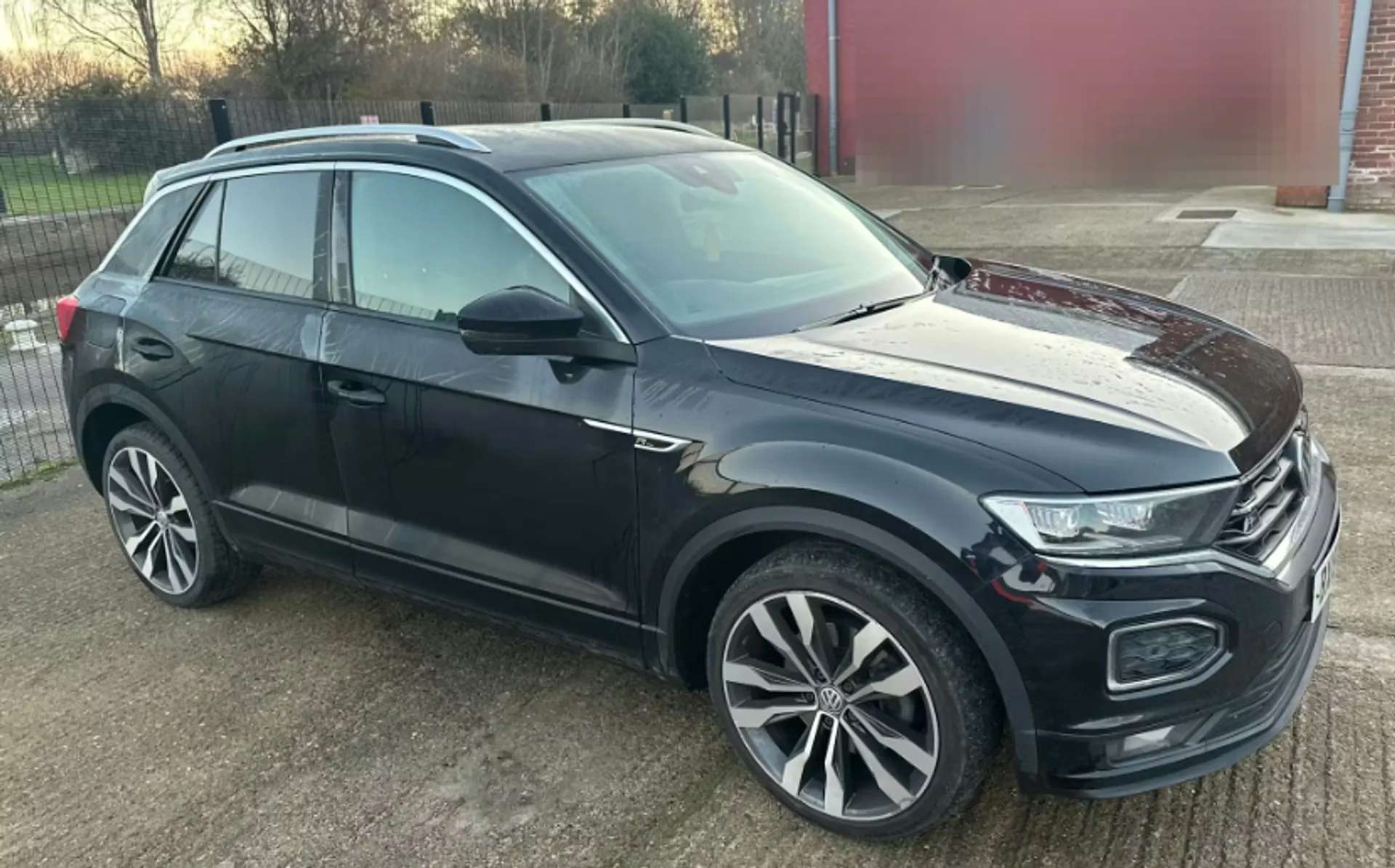Check out this Volkswagen T-roc 2019 Diesel Manual
