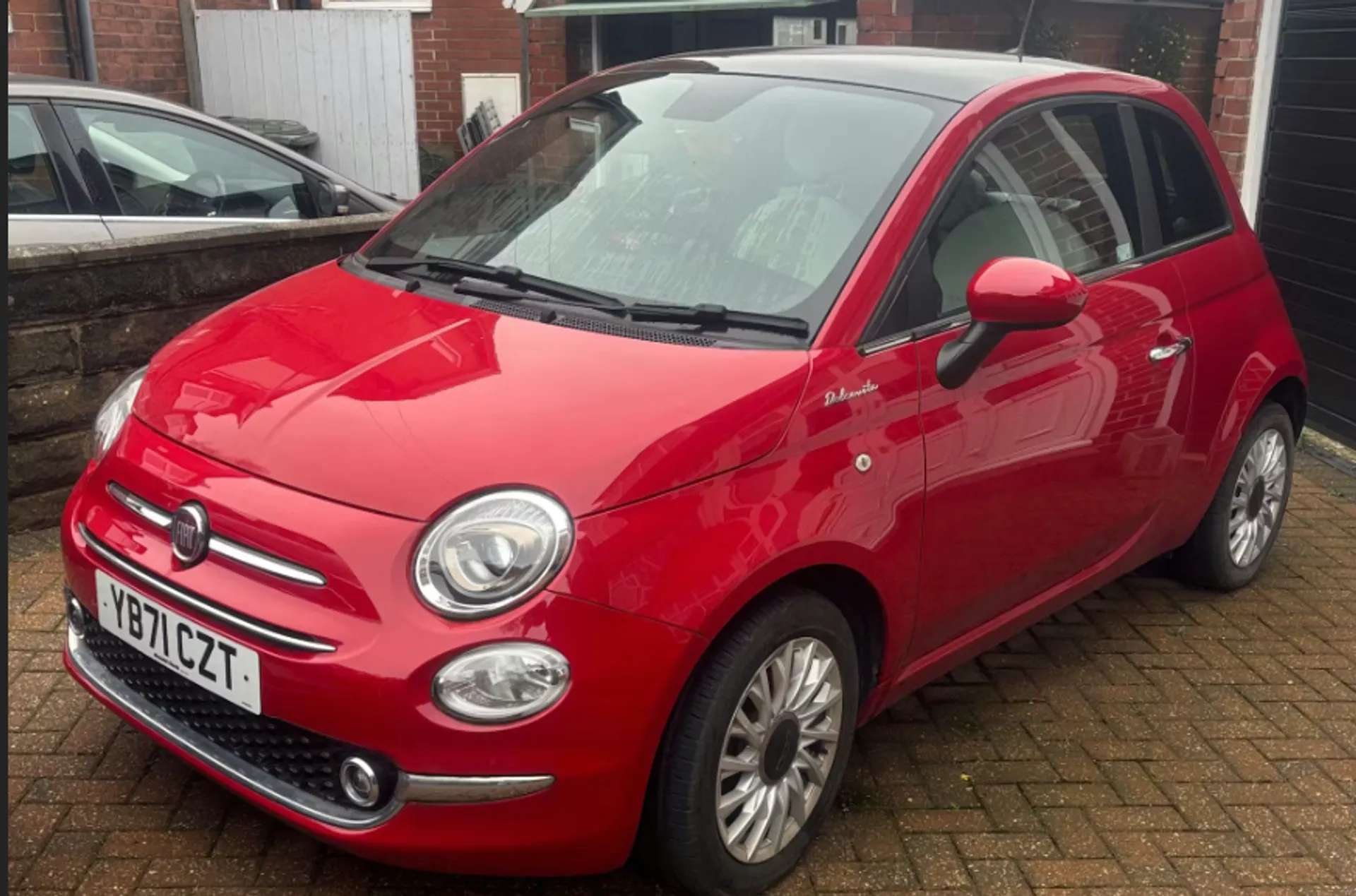 2021 FIAT 500 2021 FIAT 500