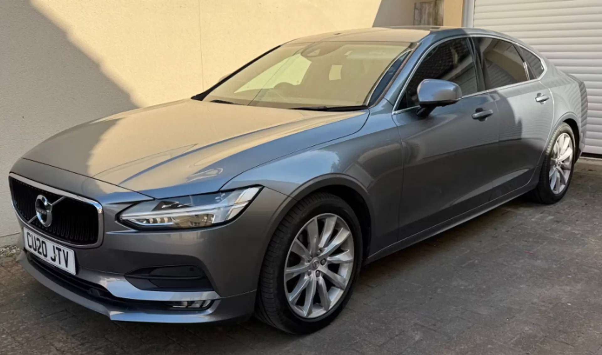 2020 VOLVO S90 2020 VOLVO S90