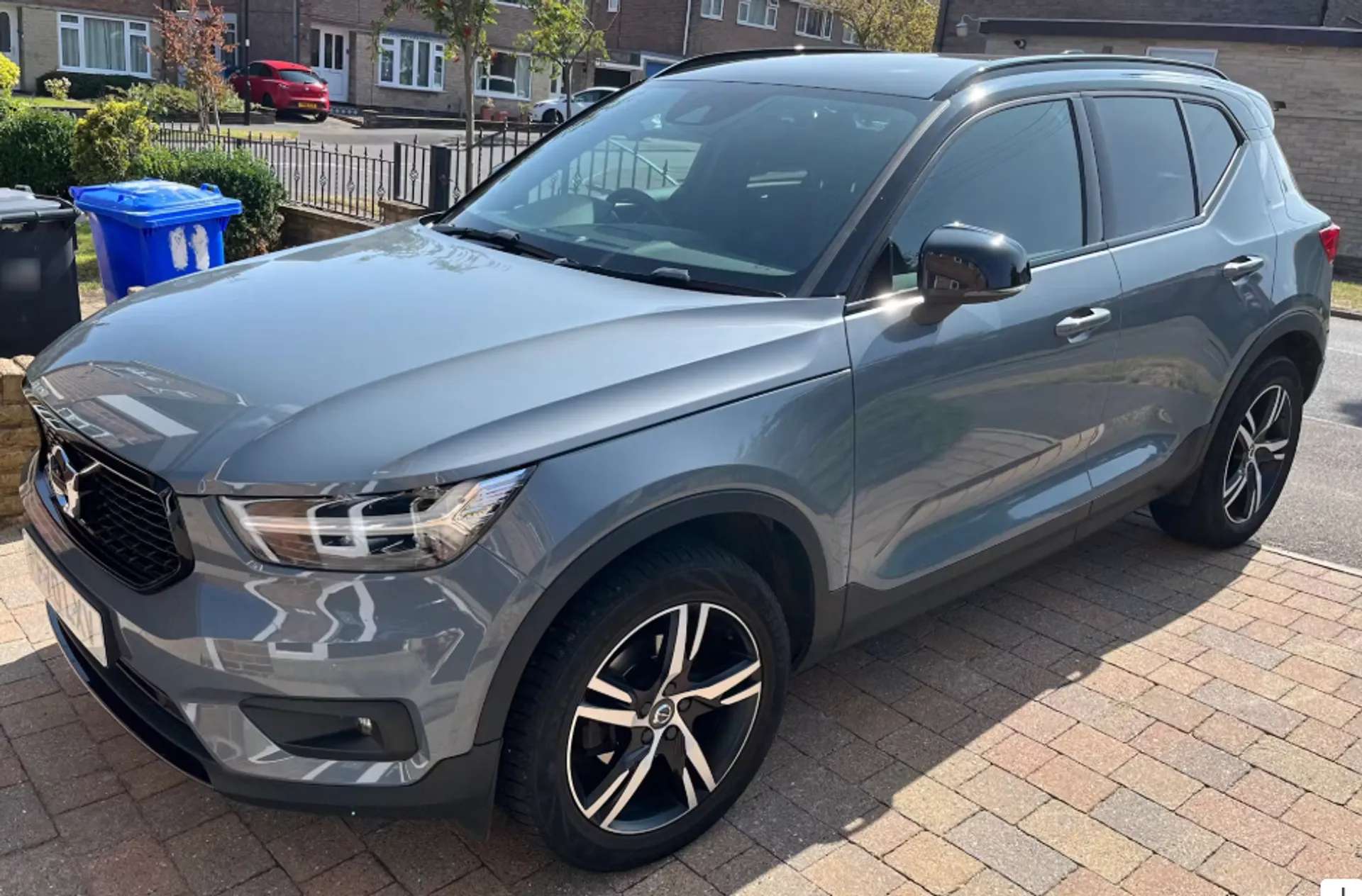 2021 VOLVO XC40 2021 VOLVO XC40