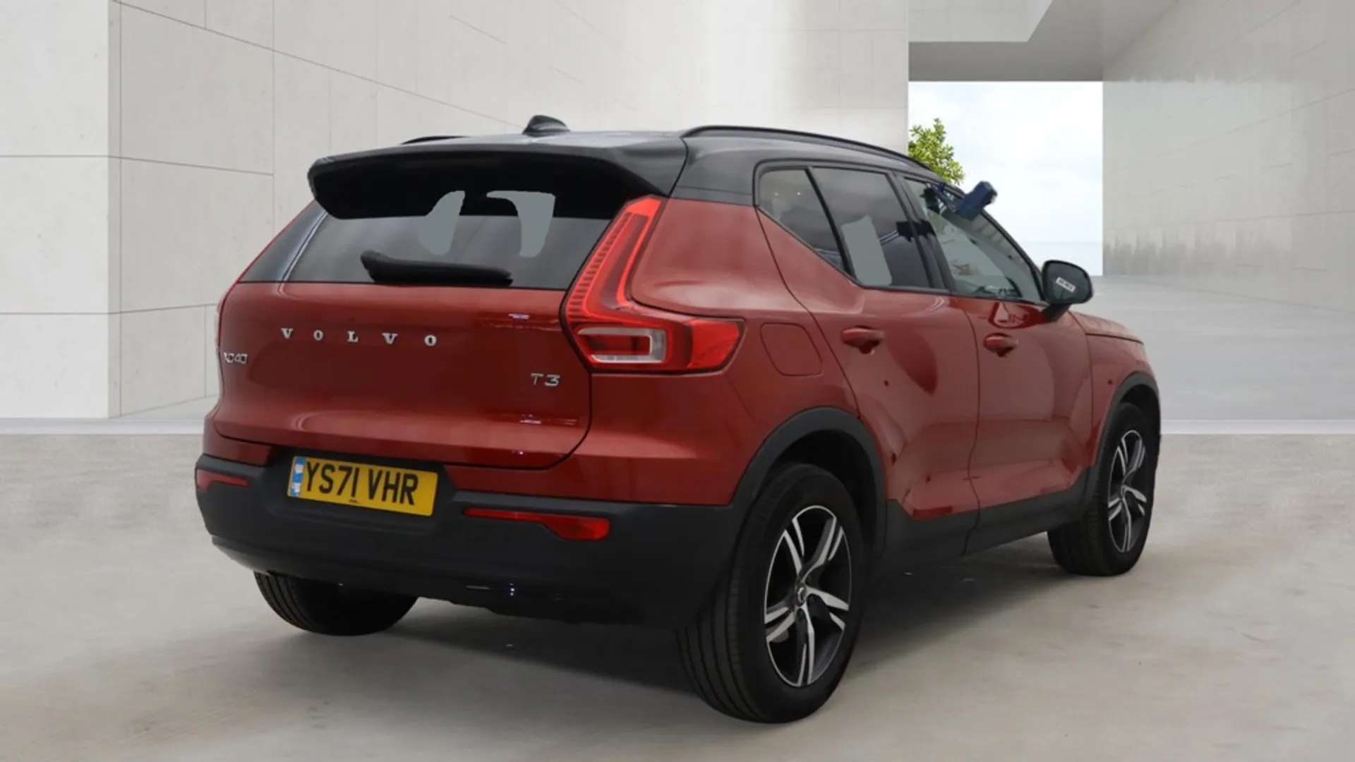 2022 VOLVO XC40 2022 VOLVO XC40