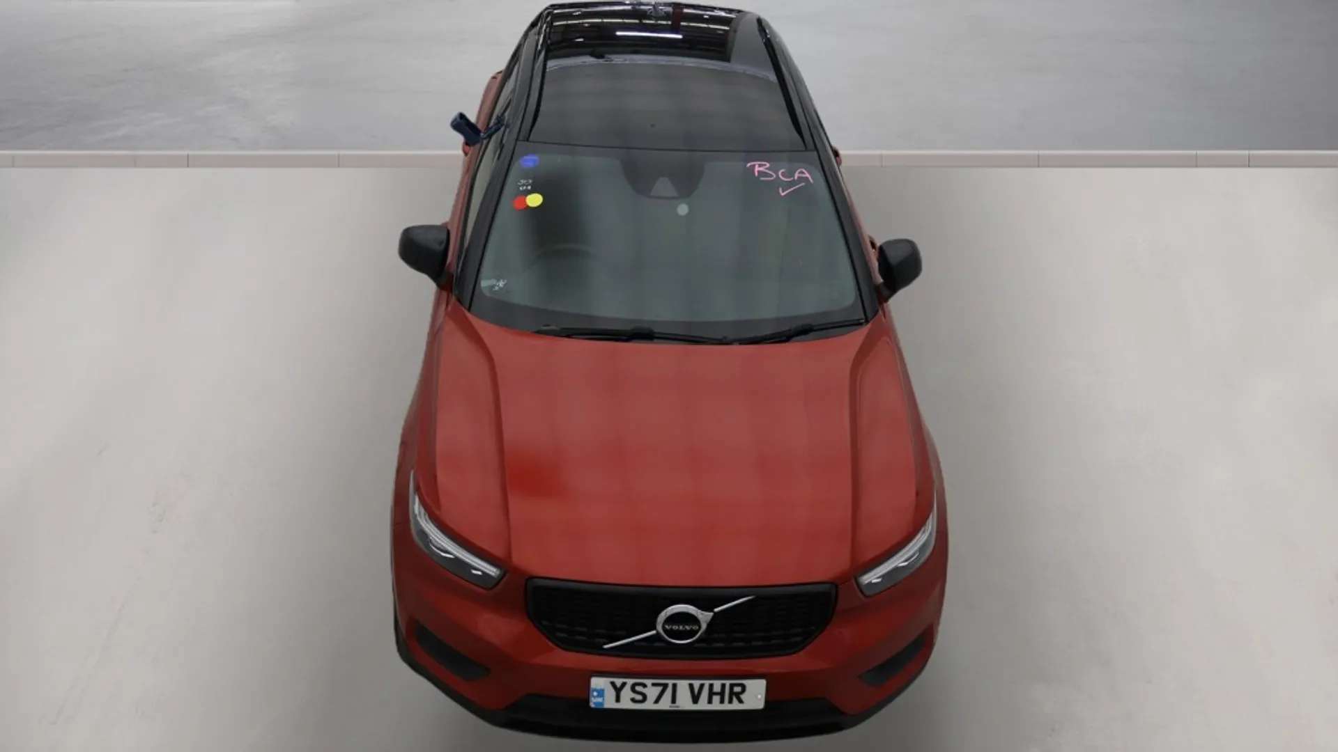 2022 VOLVO XC40 2022 VOLVO XC40
