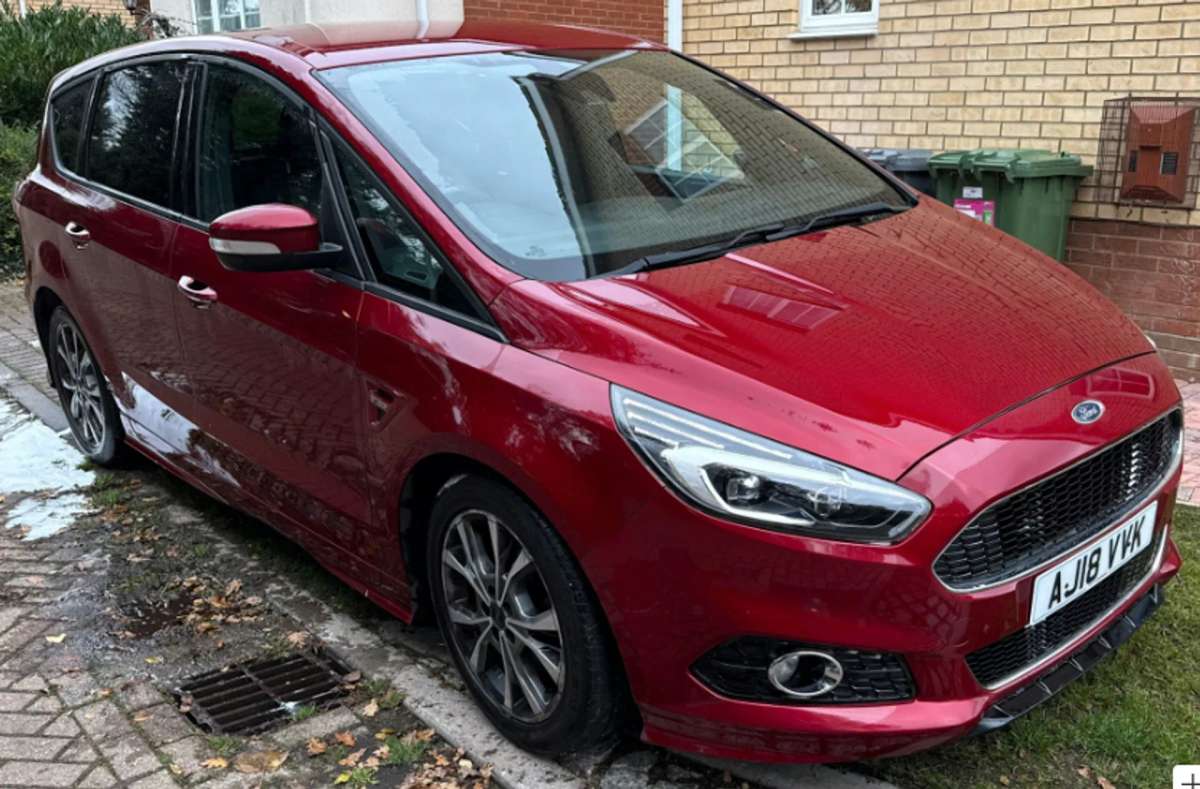 Check out this Ford S-max 2018 Diesel Automatic