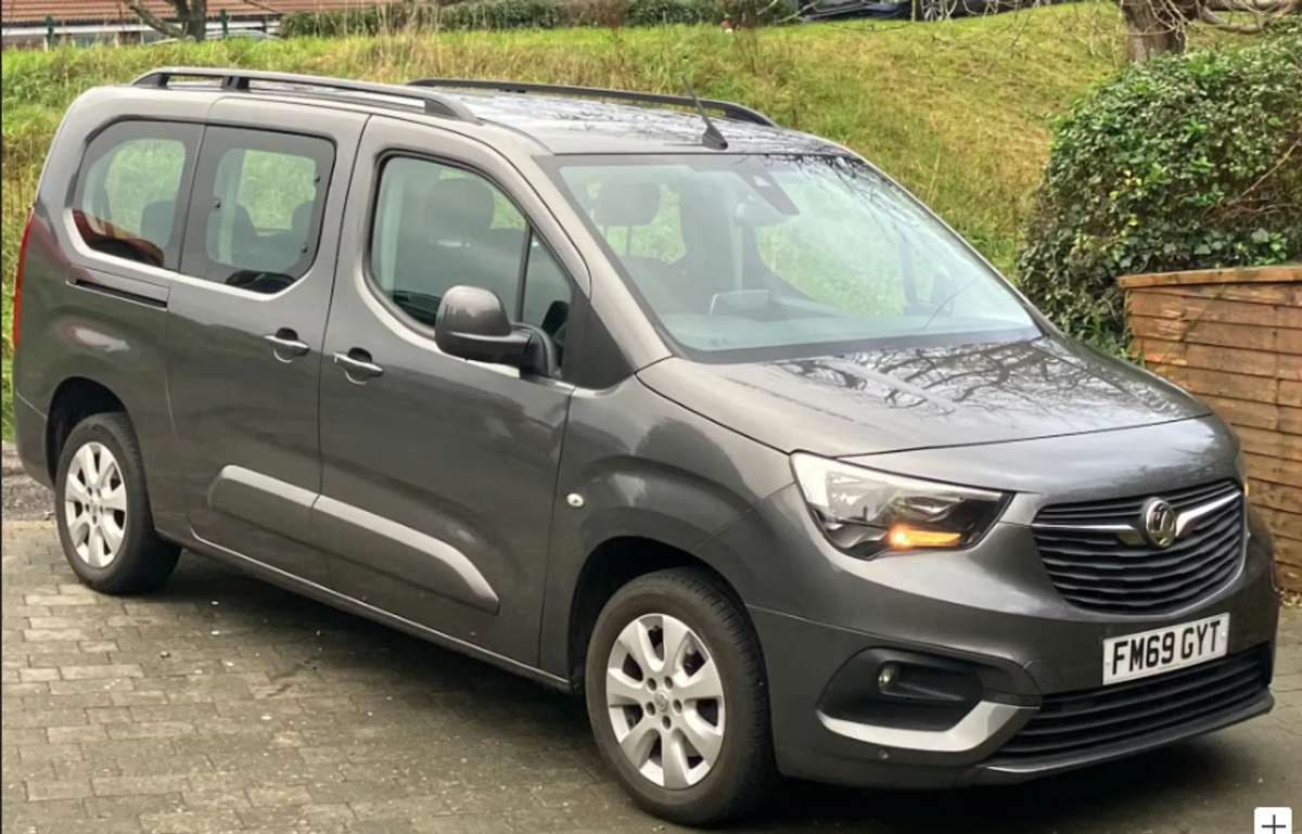 Check out this Vauxhall Combo Life 2020 Diesel Manual