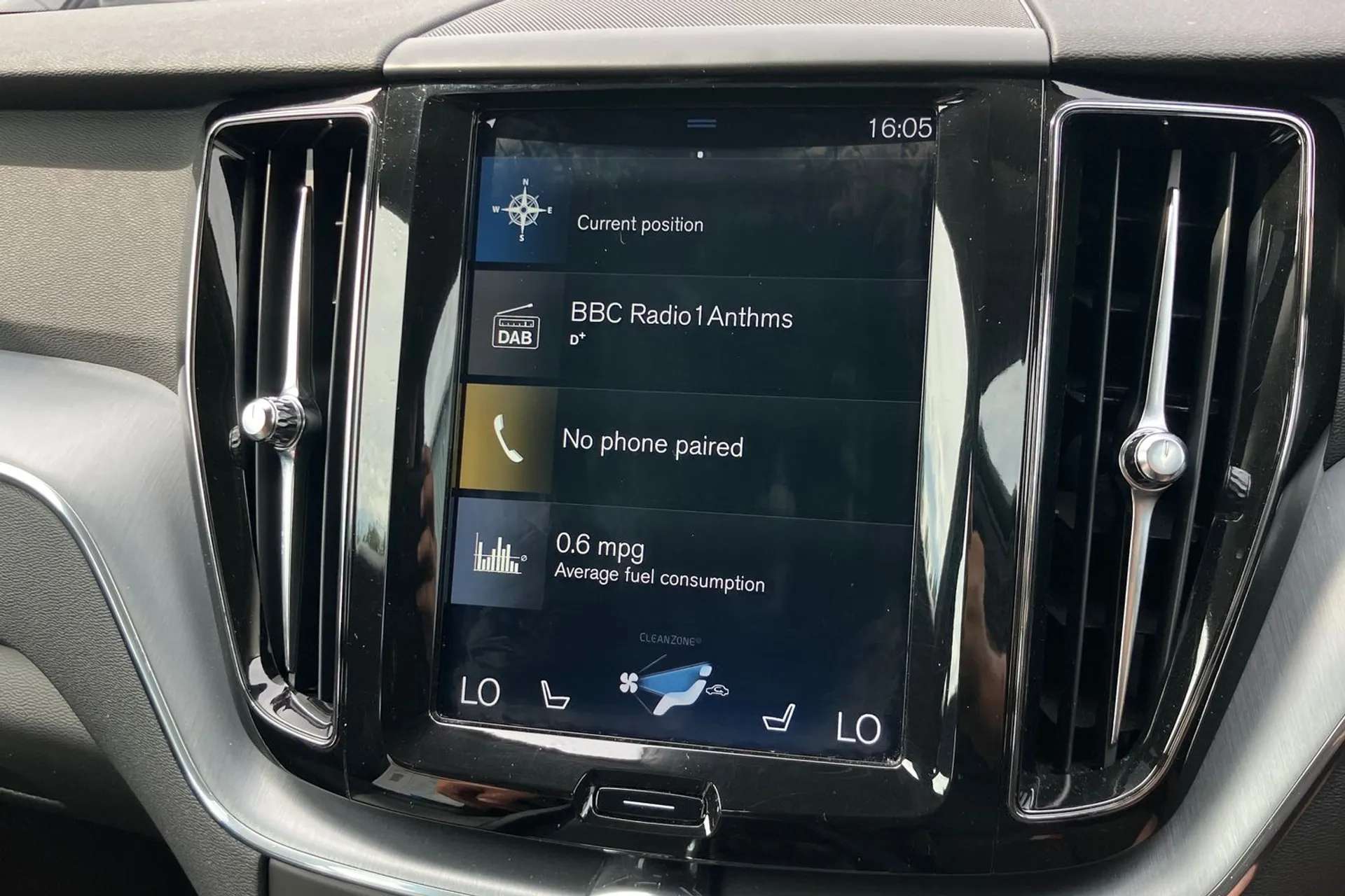 2018 VOLVO XC60 2018 VOLVO XC60