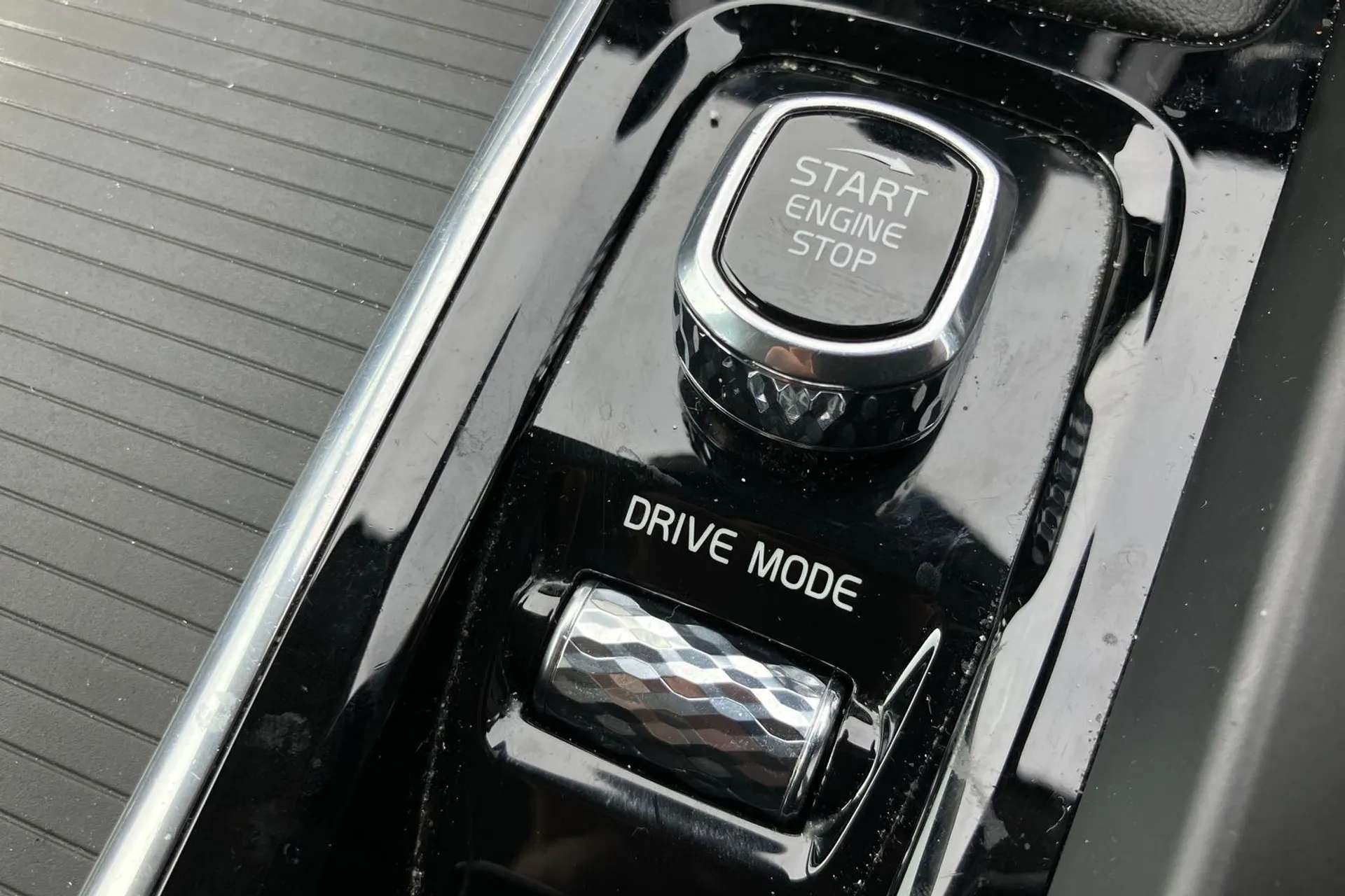 2018 VOLVO XC60 2018 VOLVO XC60