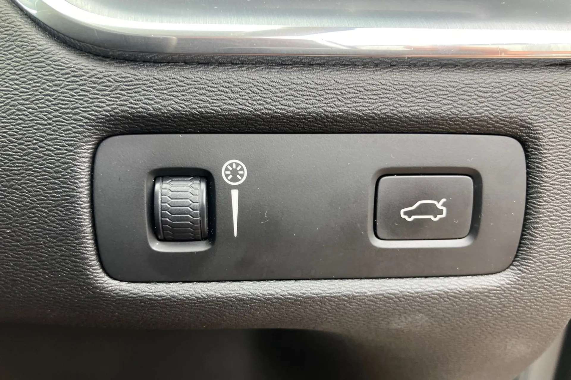 2018 VOLVO XC60 2018 VOLVO XC60