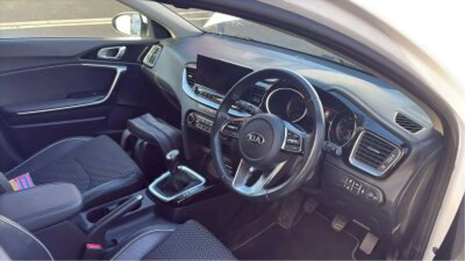2021 KIA CEED 2021 KIA CEED