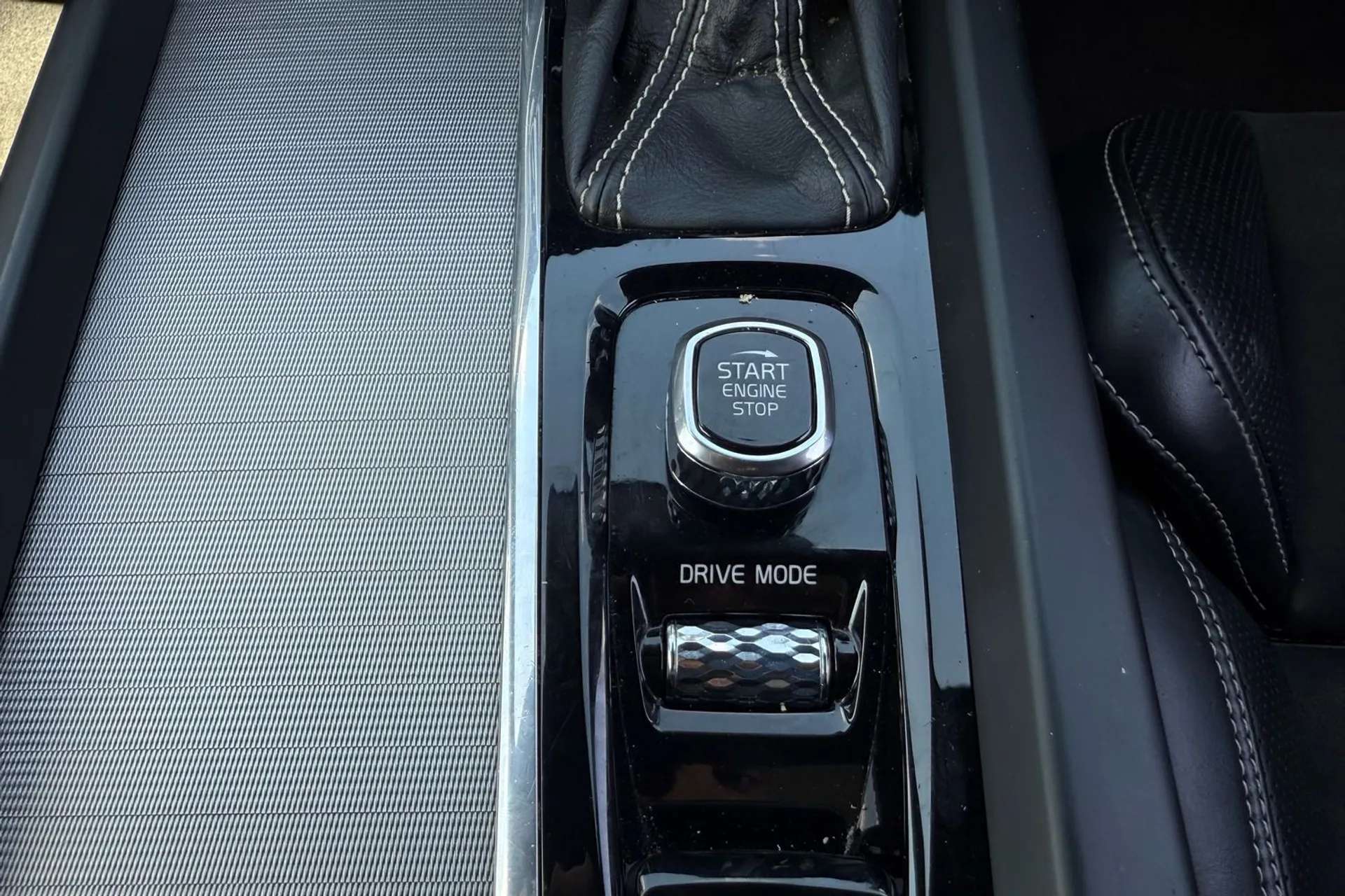 2018 VOLVO XC60 2018 VOLVO XC60