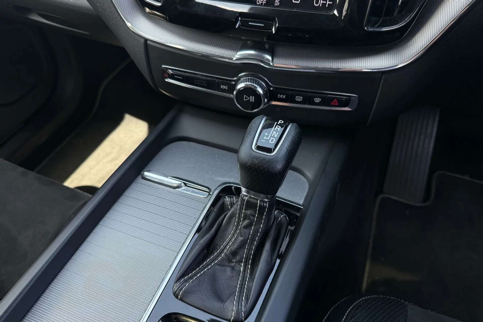 2018 VOLVO XC60 2018 VOLVO XC60