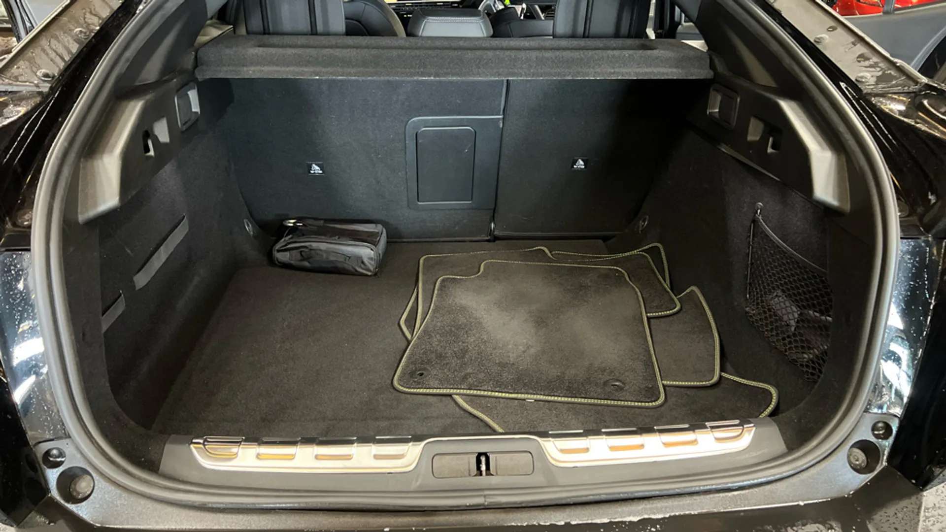 2024 PEUGEOT 408 2024 PEUGEOT 408