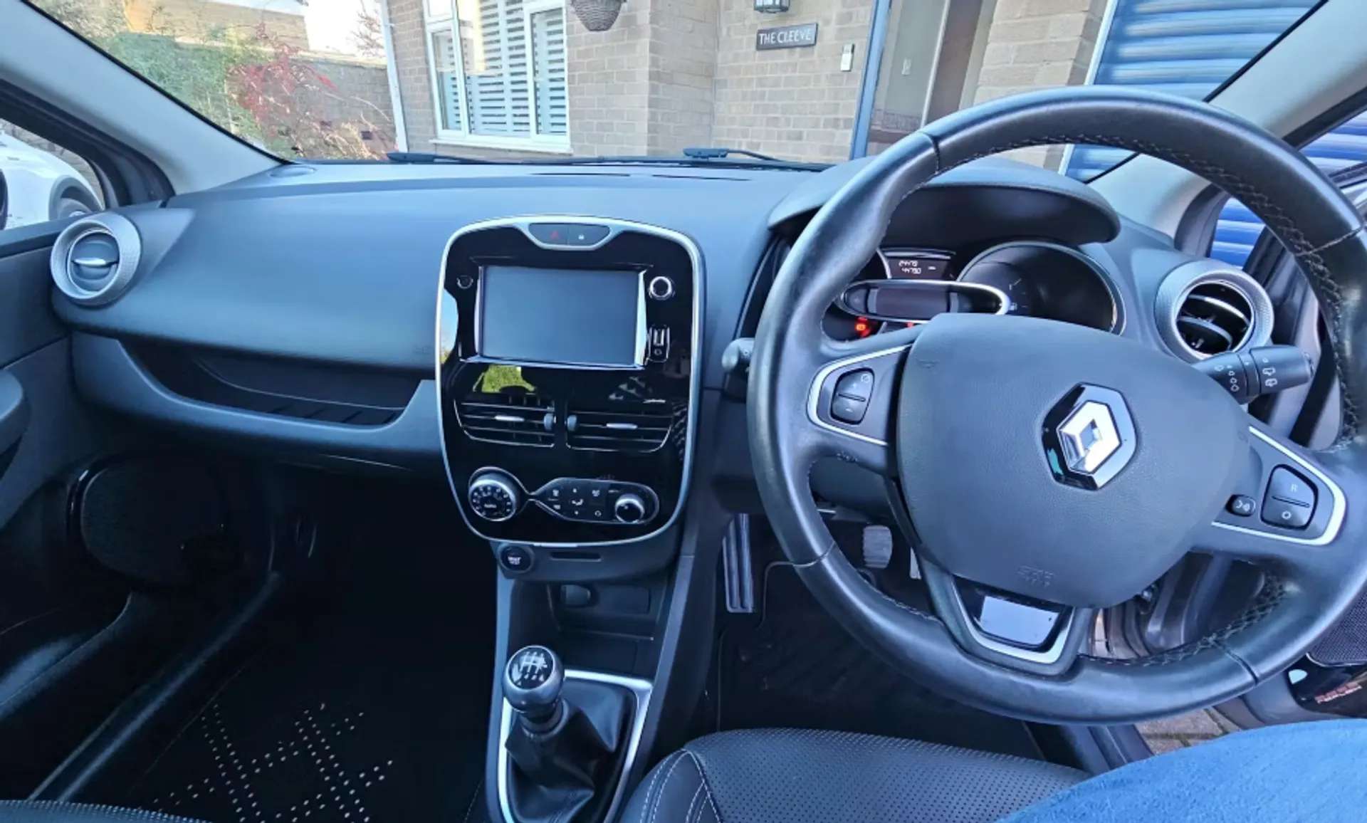 2016 RENAULT CLIO 2016 RENAULT CLIO