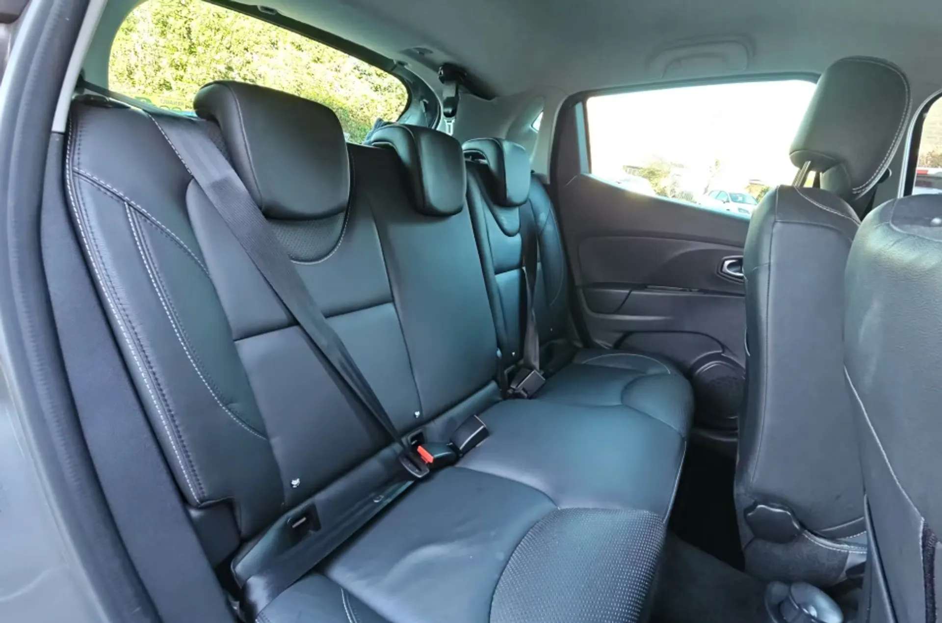 2016 RENAULT CLIO 2016 RENAULT CLIO