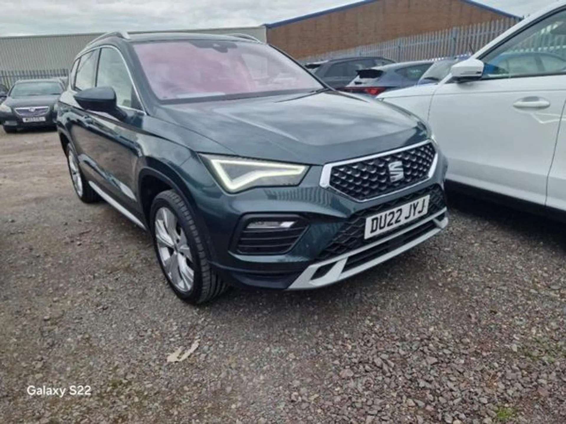 A 2022 SEAT ATECA 1.5 TSI EVO Xperience 5dr DSG [ Self parking functionality (includes front and rear parking sensors) , Wireless phone charger , Rear view camera , Con A 2022 SEAT ATECA 1.5 TSI EVO Xperience 5dr DSG [ Self parking functionality (includes front and rear parking sensors) , Wireless phone charger , Rear view camera , Con