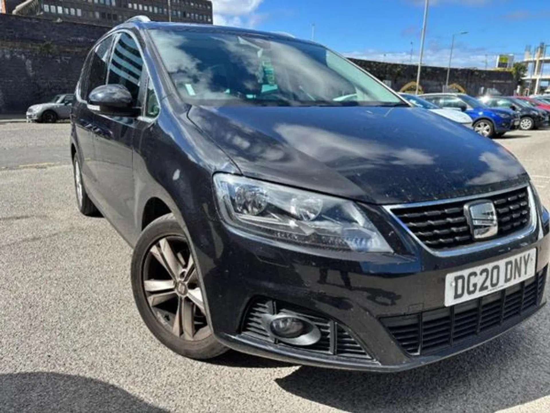 Check out this Seat Alhambra 2020 Diesel Manual