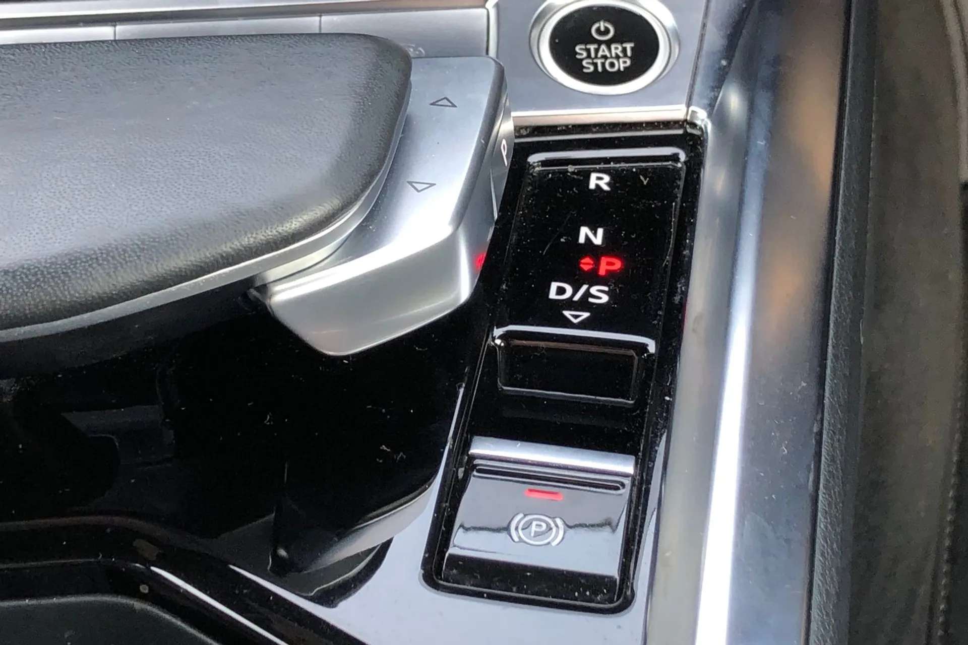 2021 AUDI E-TRON 2021 AUDI E-TRON