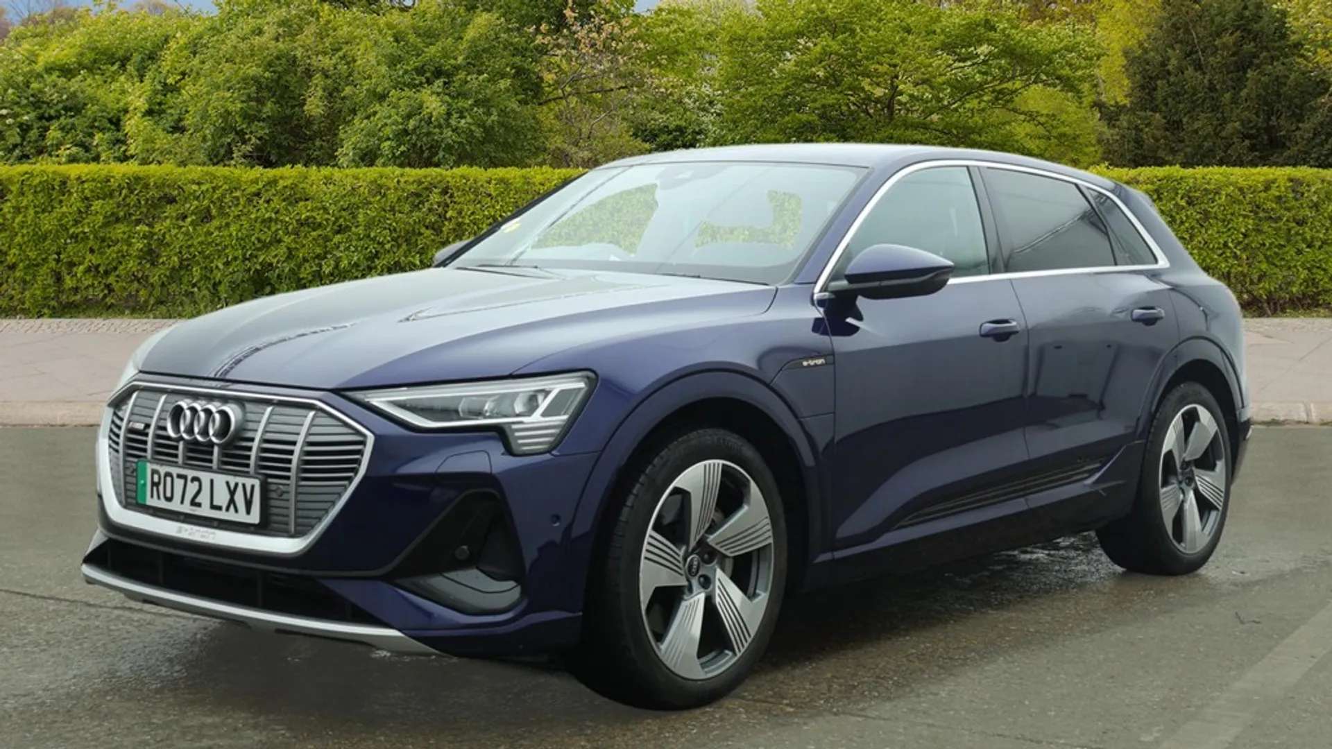 2022 AUDI E-TRON 2022 AUDI E-TRON