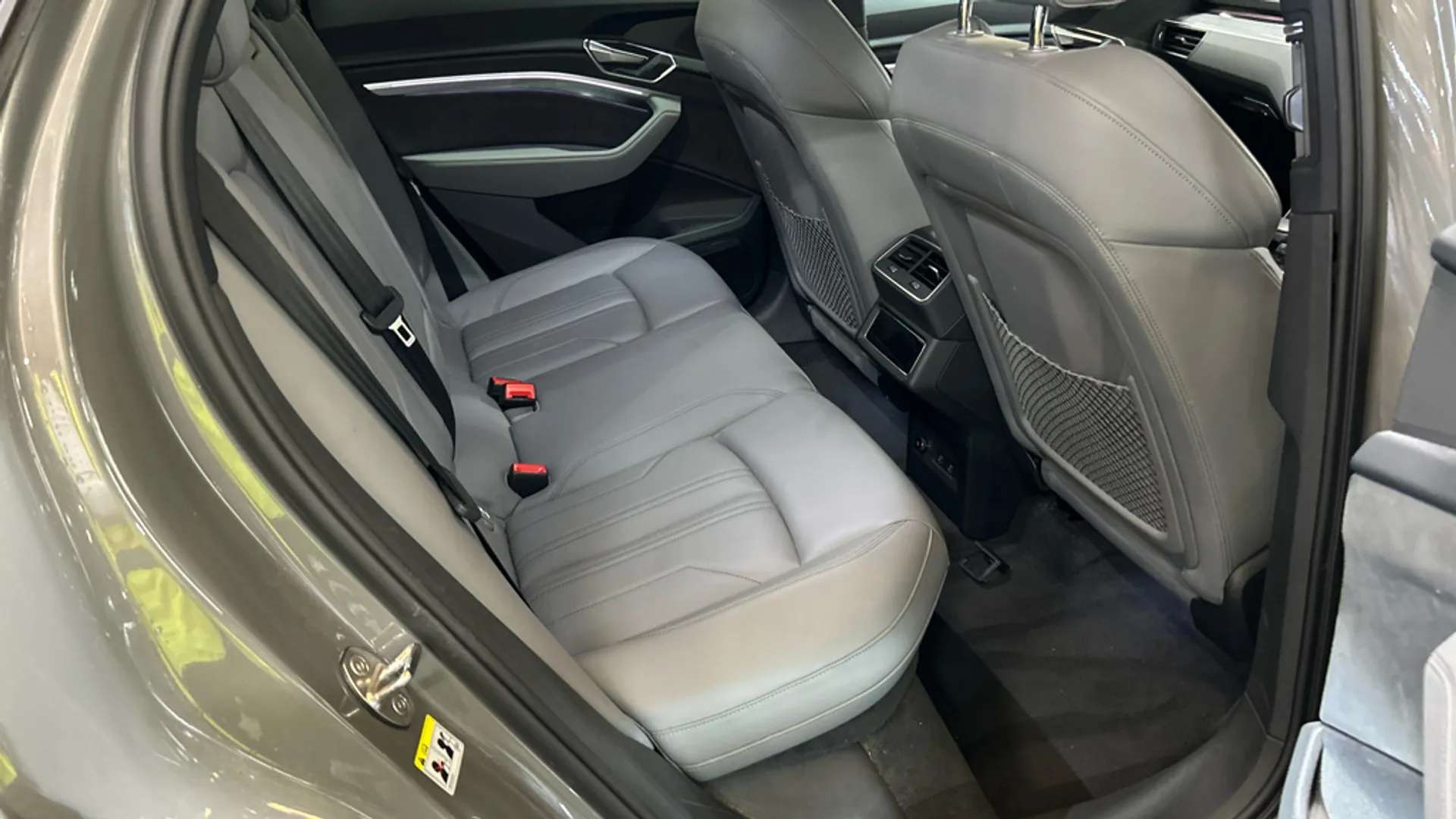 2023 AUDI Q8 2023 AUDI Q8