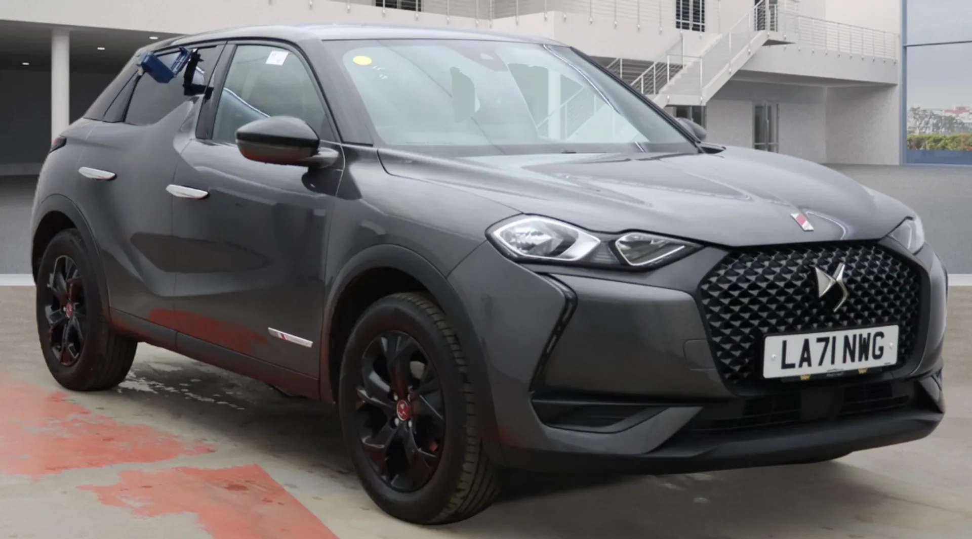 A 2022 DS DS3 1.2 PureTech 130 Performance Line 5dr EAT8 [ Cruise control with speed limiter , Hill assist control , Bluetooth handsfree and media streaming , Space A 2022 DS DS3 1.2 PureTech 130 Performance Line 5dr EAT8 [ Cruise control with speed limiter , Hill assist control , Bluetooth handsfree and media streaming , Space