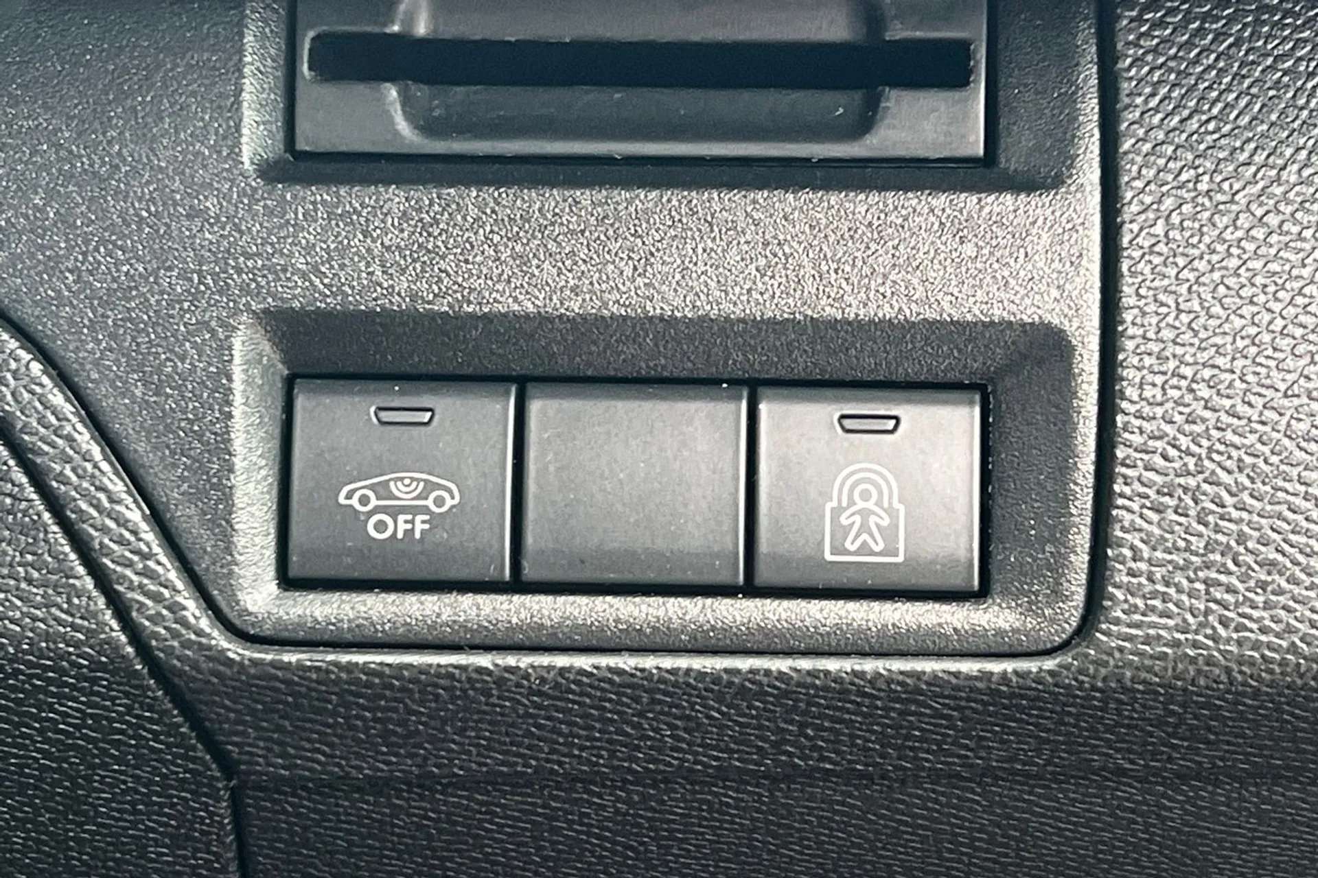 2018 PEUGEOT 3008 2018 PEUGEOT 3008