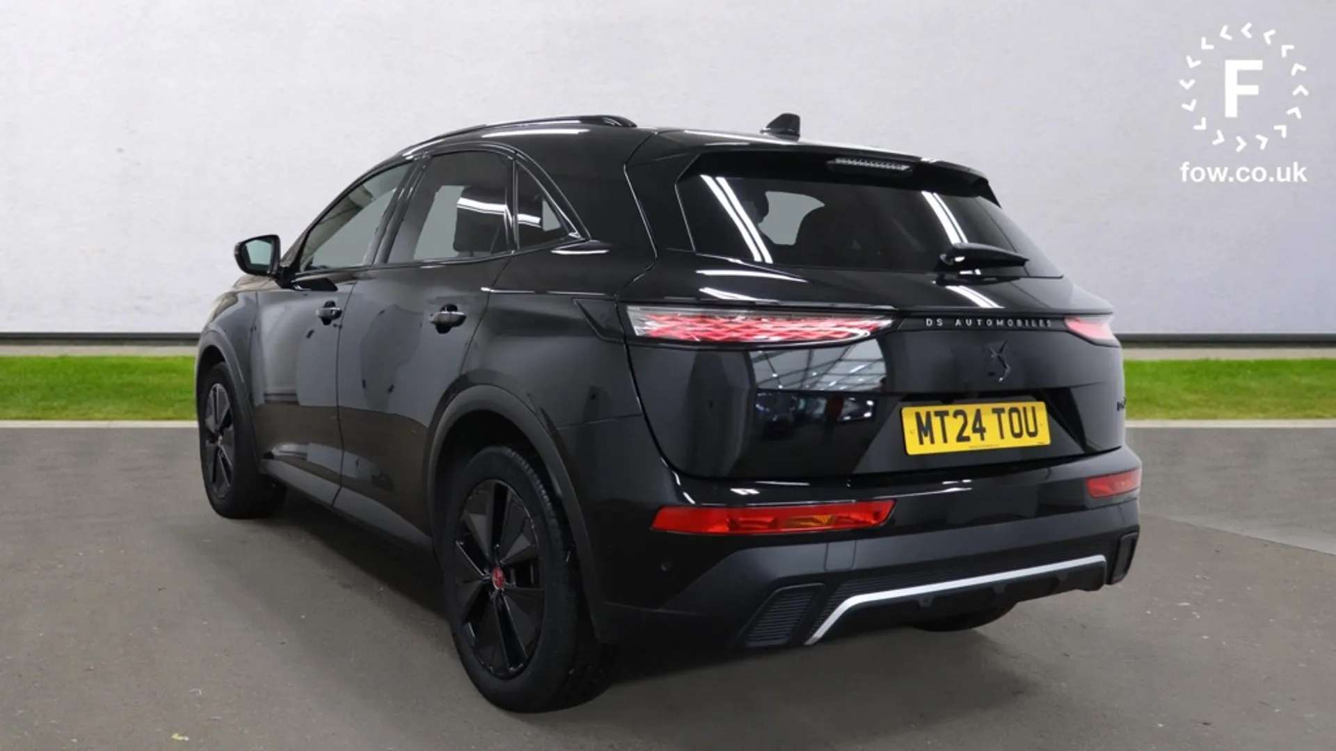 2024 DS DS 7 CROSSBACK 2024 DS DS 7 CROSSBACK