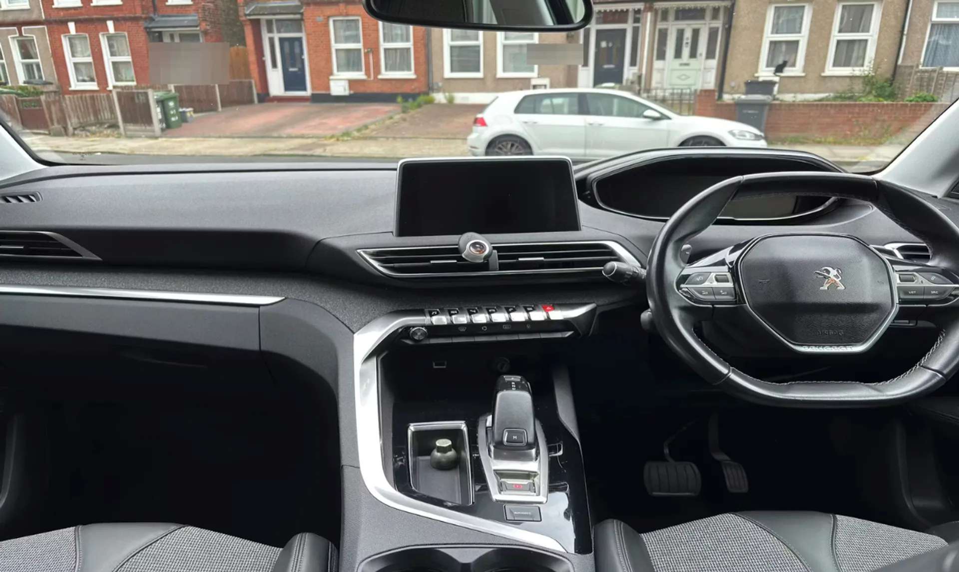 2018 PEUGEOT 5008 2018 PEUGEOT 5008