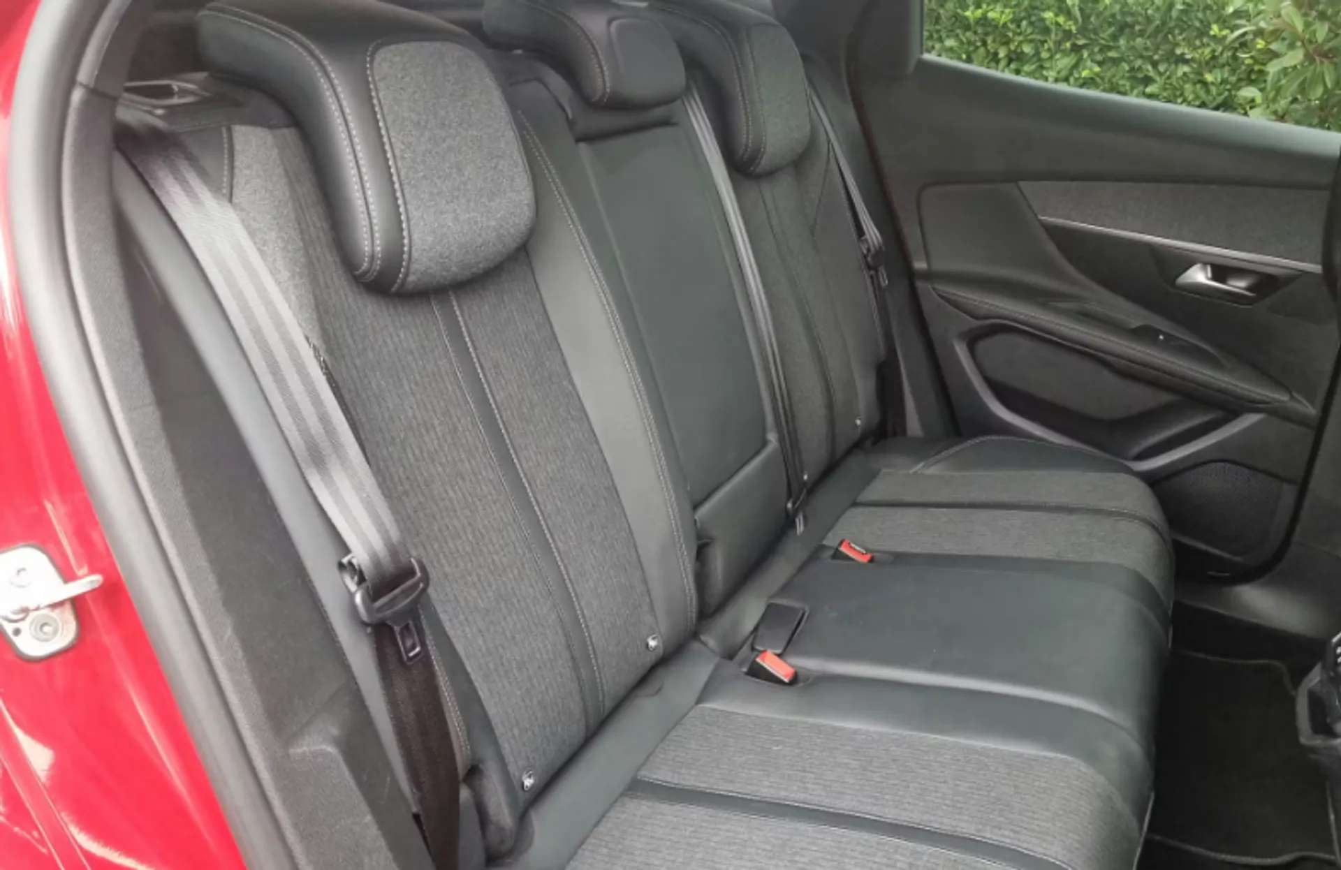 2019 PEUGEOT 3008 2019 PEUGEOT 3008