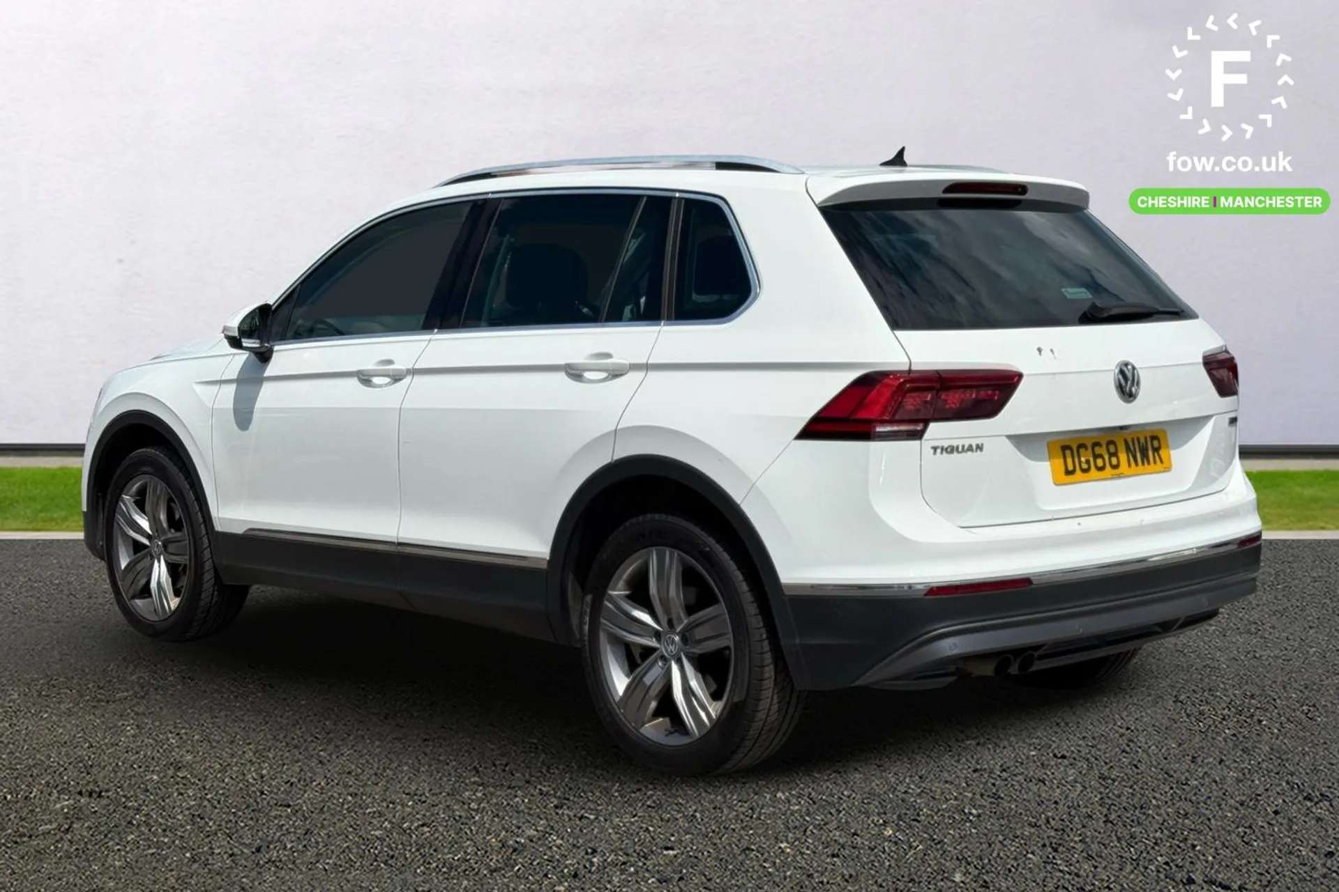 A 2018 VOLKSWAGEN TIGUAN 2.0 TDi 150 4Motion SEL 5dr DSG [ Ambient lighting pack , Bluetooth phone integration system , LED 'Mid' headlights , eCall and Security & Service Plu A 2018 VOLKSWAGEN TIGUAN 2.0 TDi 150 4Motion SEL 5dr DSG [ Ambient lighting pack , Bluetooth phone integration system , LED 'Mid' headlights , eCall and Security & Service Plu