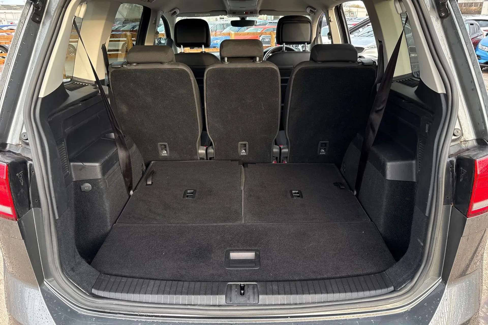 2020 VOLKSWAGEN TOURAN 2020 VOLKSWAGEN TOURAN