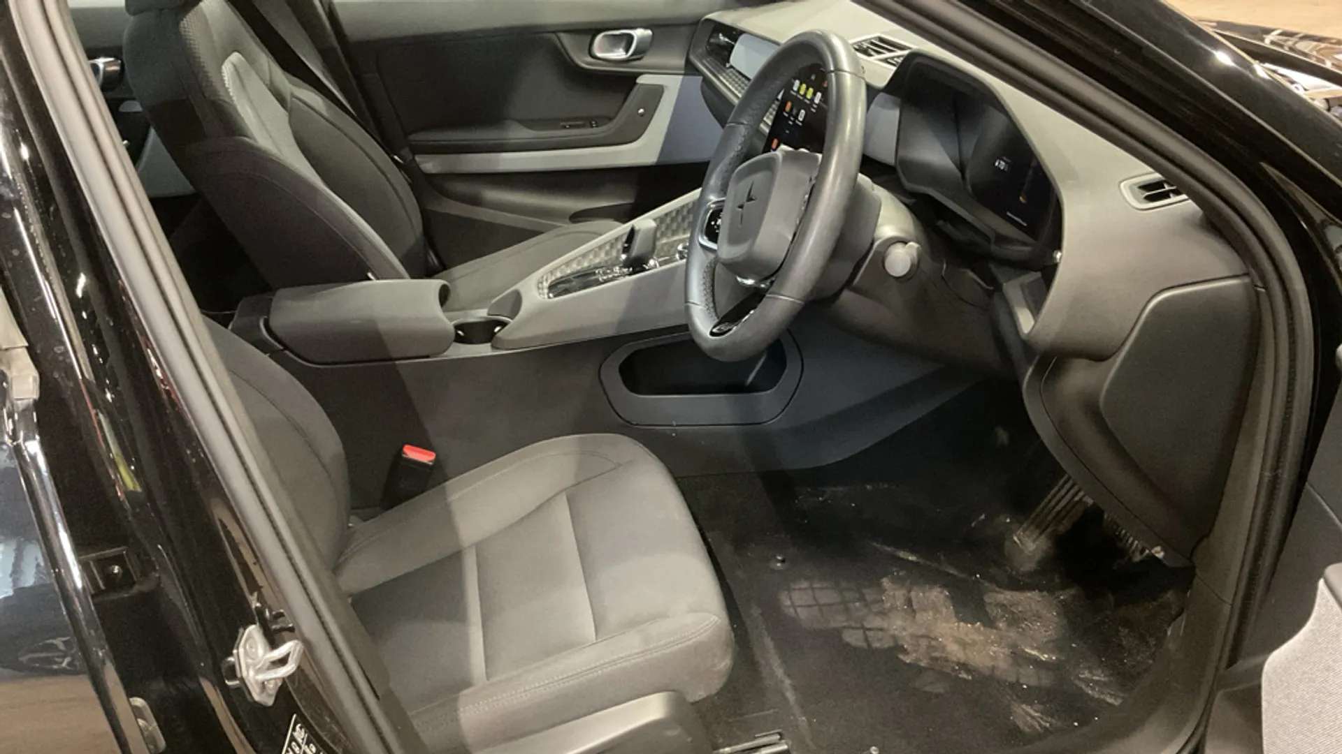 2022 POLESTAR 2 2022 POLESTAR 2
