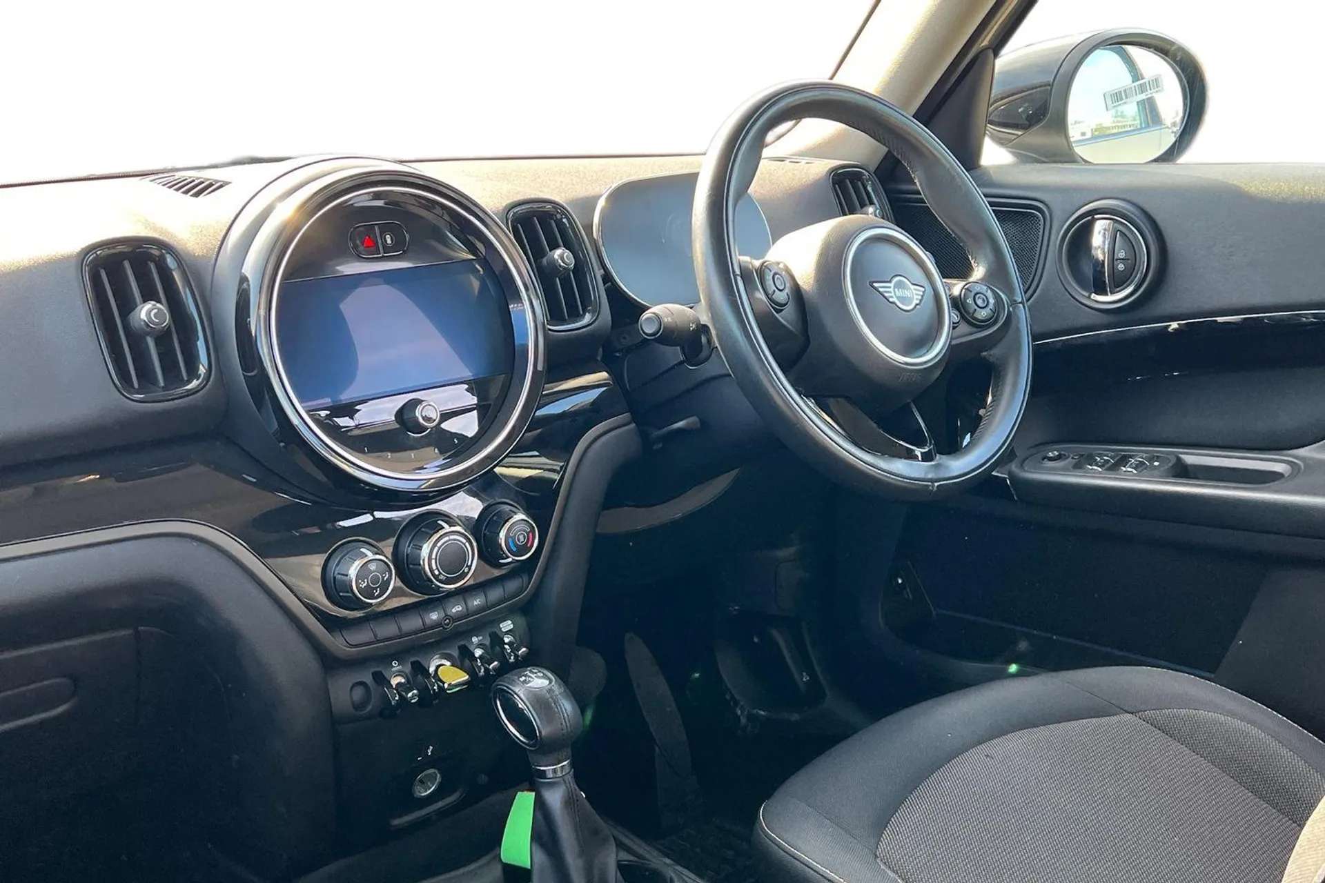 A 2021 MINI COUNTRYMAN 1.5 Cooper S E Classic ALL4 PHEV 5dr Auto [ Rear parking distance control , Automatic start/stop function with brake energy recuperation , 17" Alloy W A 2021 MINI COUNTRYMAN 1.5 Cooper S E Classic ALL4 PHEV 5dr Auto [ Rear parking distance control , Automatic start/stop function with brake energy recuperation , 17" Alloy W