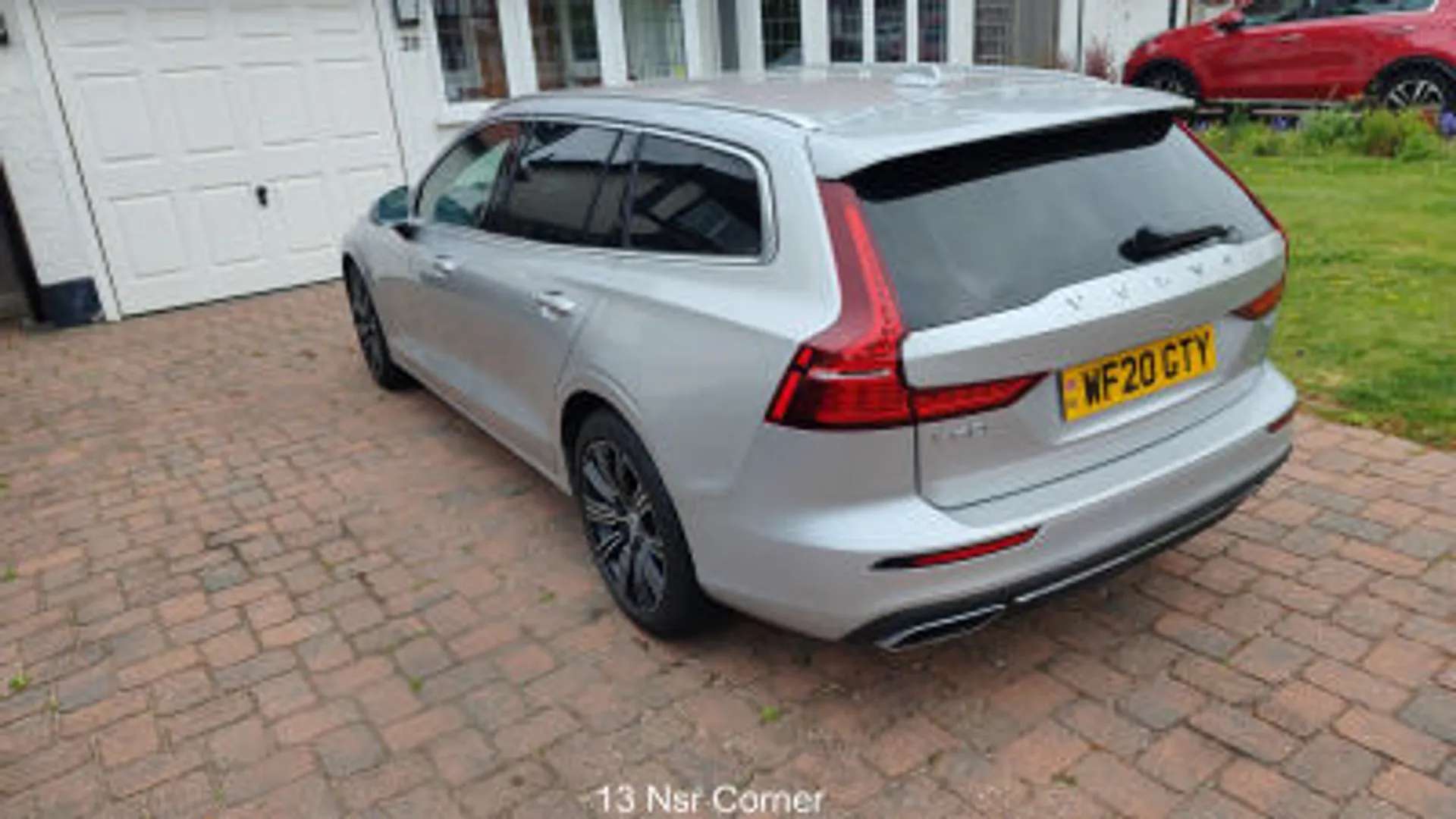 2020 VOLVO V60 2020 VOLVO V60