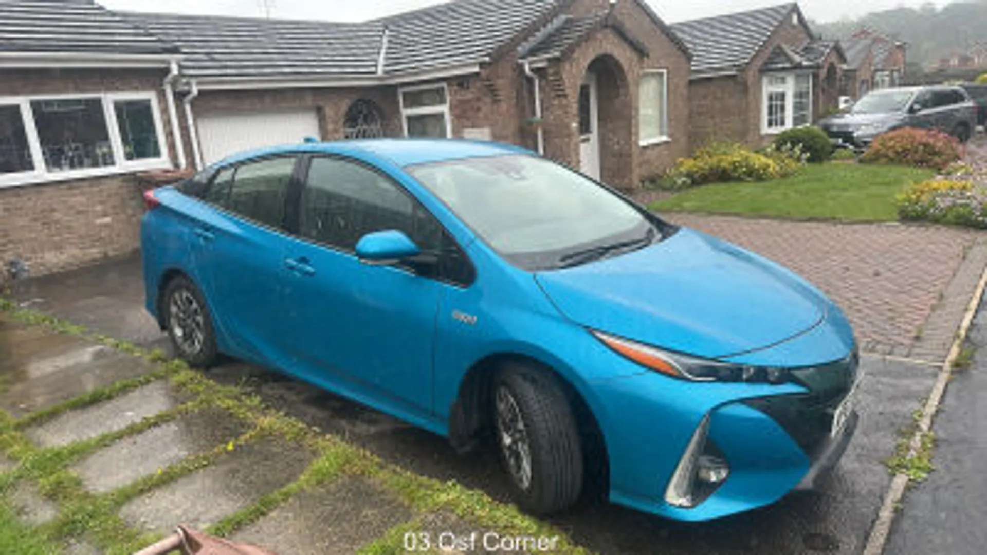 A 2017 TOYOTA PRIUS 1.8 VVTi Plug-in Business Edition Plus 5dr CVT [Blind spot monitoring with rear cross traffic alert, Dual zone air conditioning, Electric heated/opera A 2017 TOYOTA PRIUS 1.8 VVTi Plug-in Business Edition Plus 5dr CVT [Blind spot monitoring with rear cross traffic alert, Dual zone air conditioning, Electric heated/opera