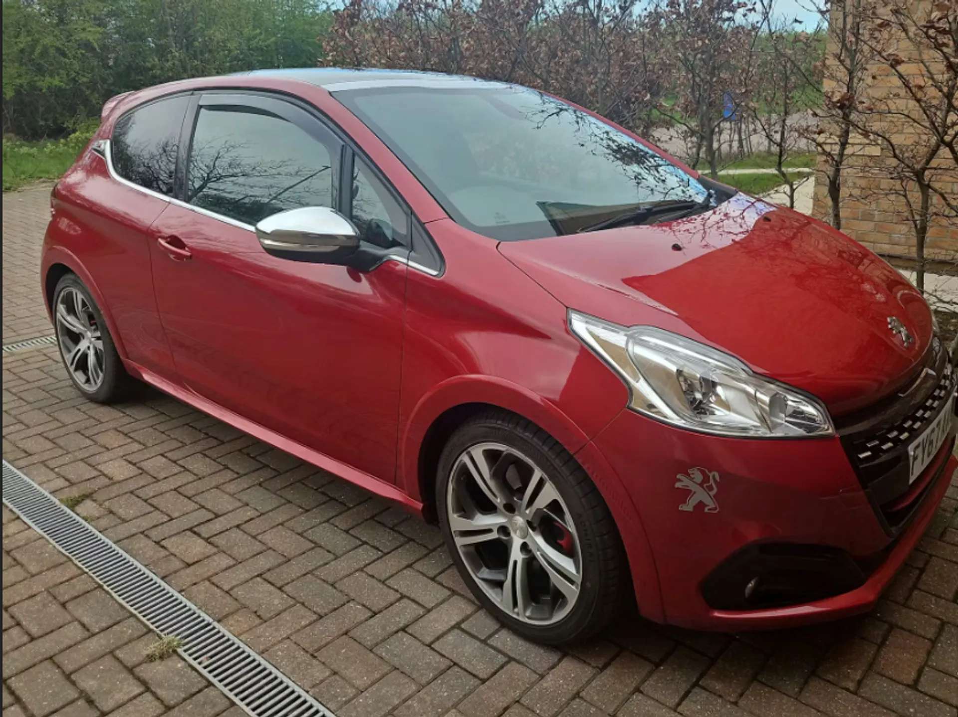 2017 PEUGEOT 208 2017 PEUGEOT 208