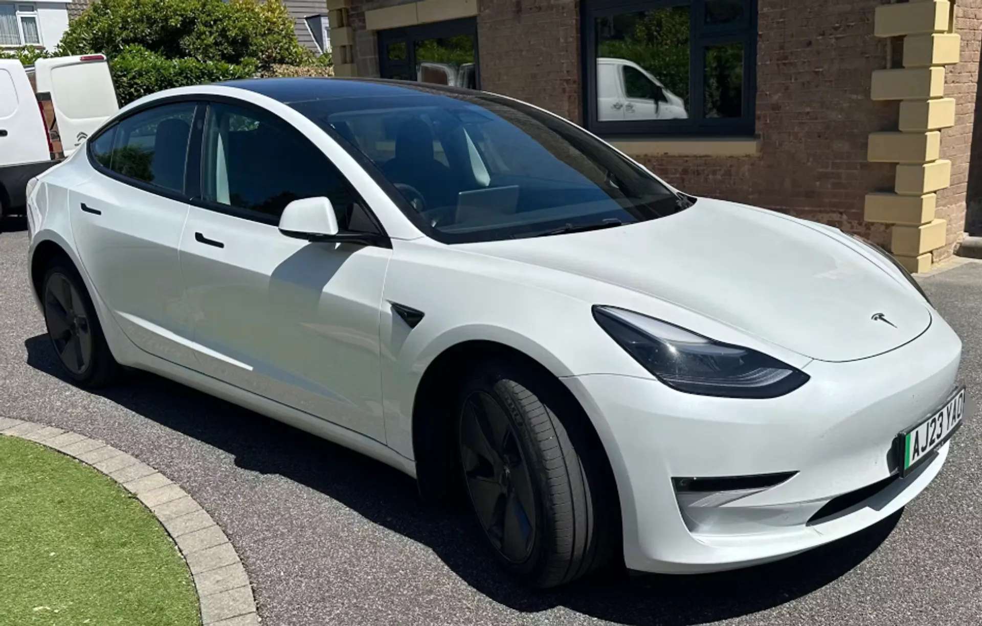 2023 TESLA MODEL 3 2023 TESLA MODEL 3