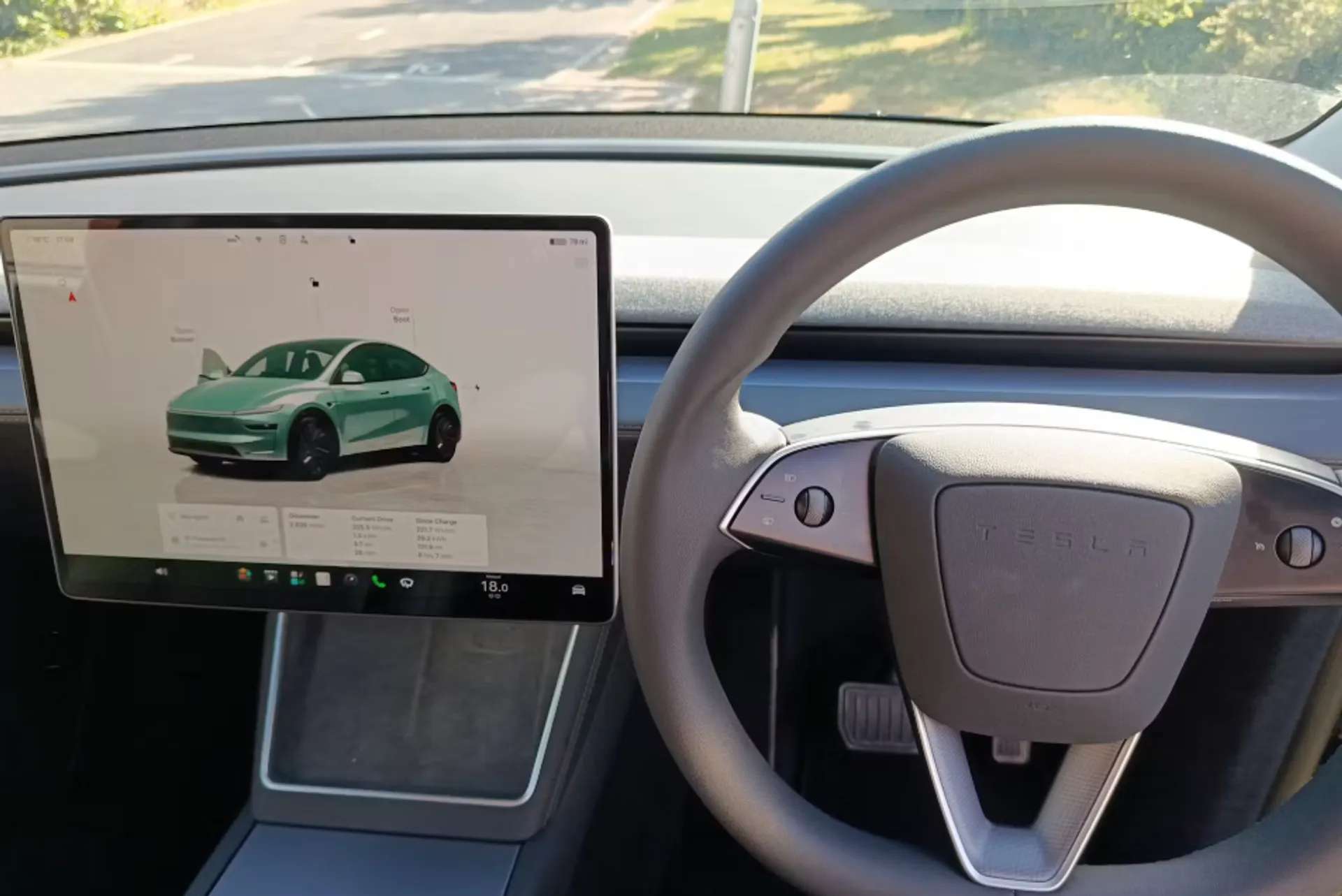 2025 TESLA MODEL Y 2025 TESLA MODEL Y
