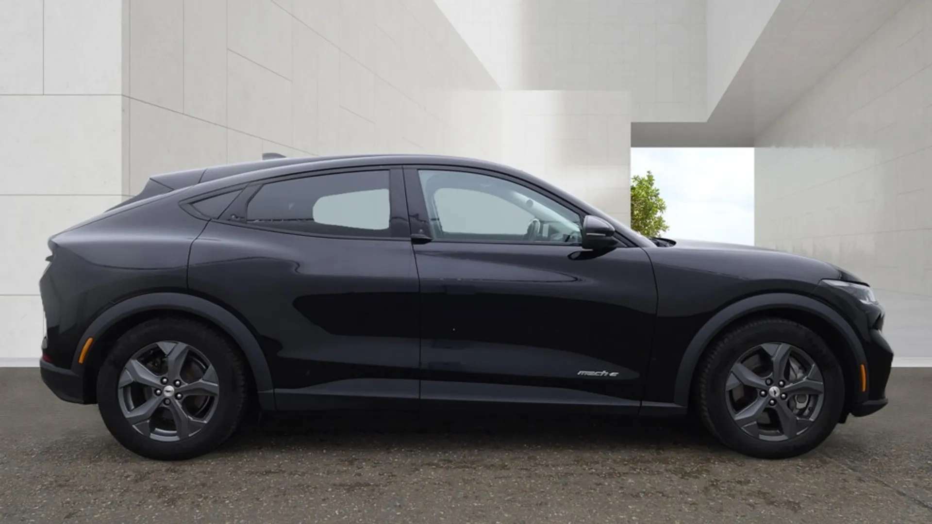 2021 FORD MUSTANG MACH-E 2021 FORD MUSTANG MACH-E