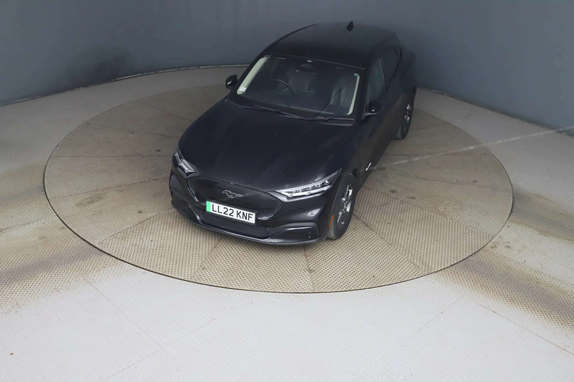 A 2022 FORD MUSTANG MACH-E 216kW Extended Range 88kWh RWD 5dr Auto [ B and O premium sound system 10 speaker including dashboard sound bar, Wireless device charging pad, Advance A 2022 FORD MUSTANG MACH-E 216kW Extended Range 88kWh RWD 5dr Auto [ B and O premium sound system 10 speaker including dashboard sound bar, Wireless device charging pad, Advance