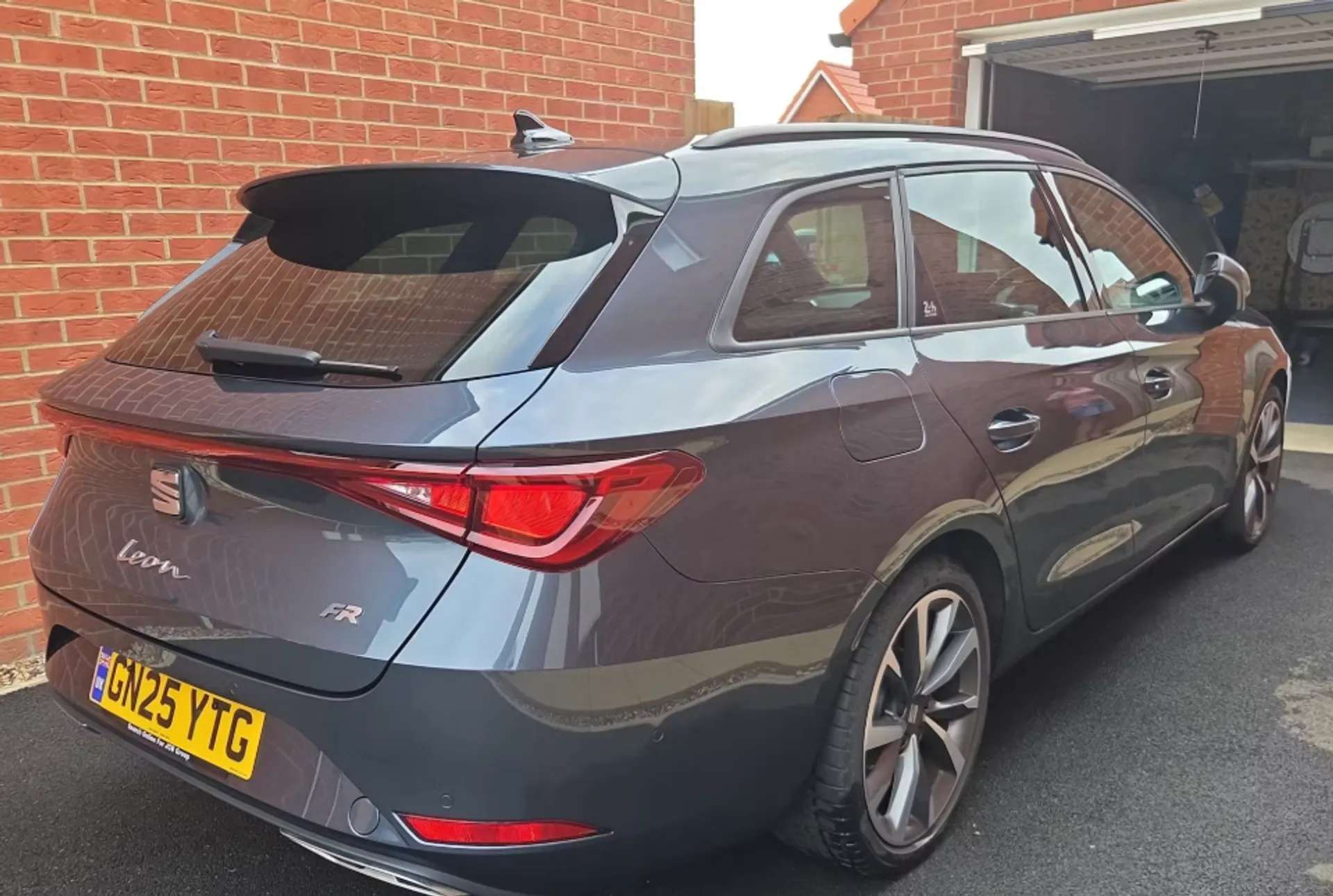 2025 SEAT LEON 2025 SEAT LEON