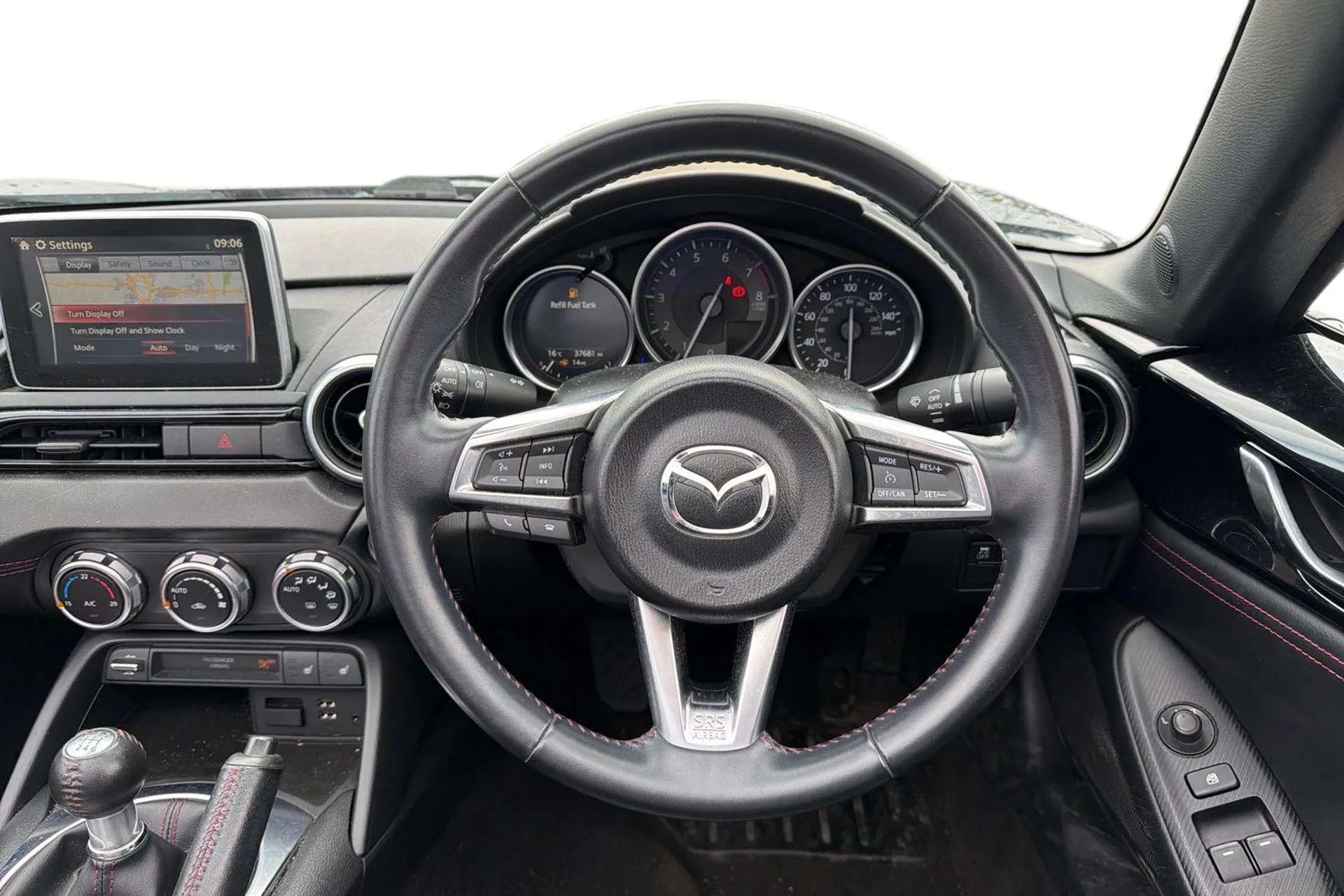 2017 MAZDA MX-5 2017 MAZDA MX-5